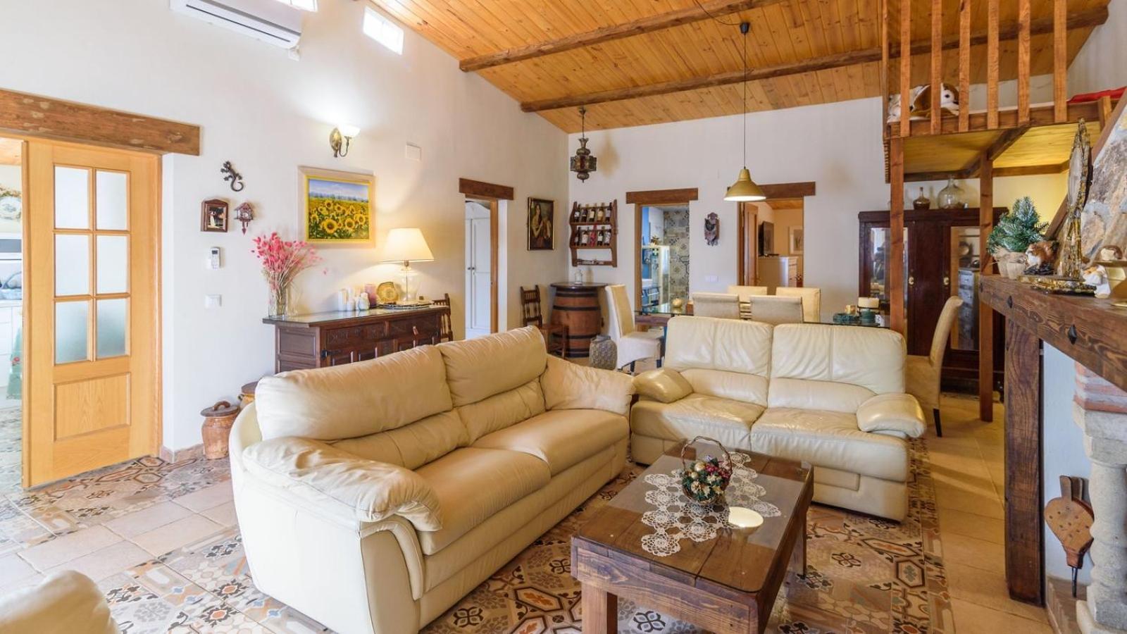 Casa de cinco habitaciones