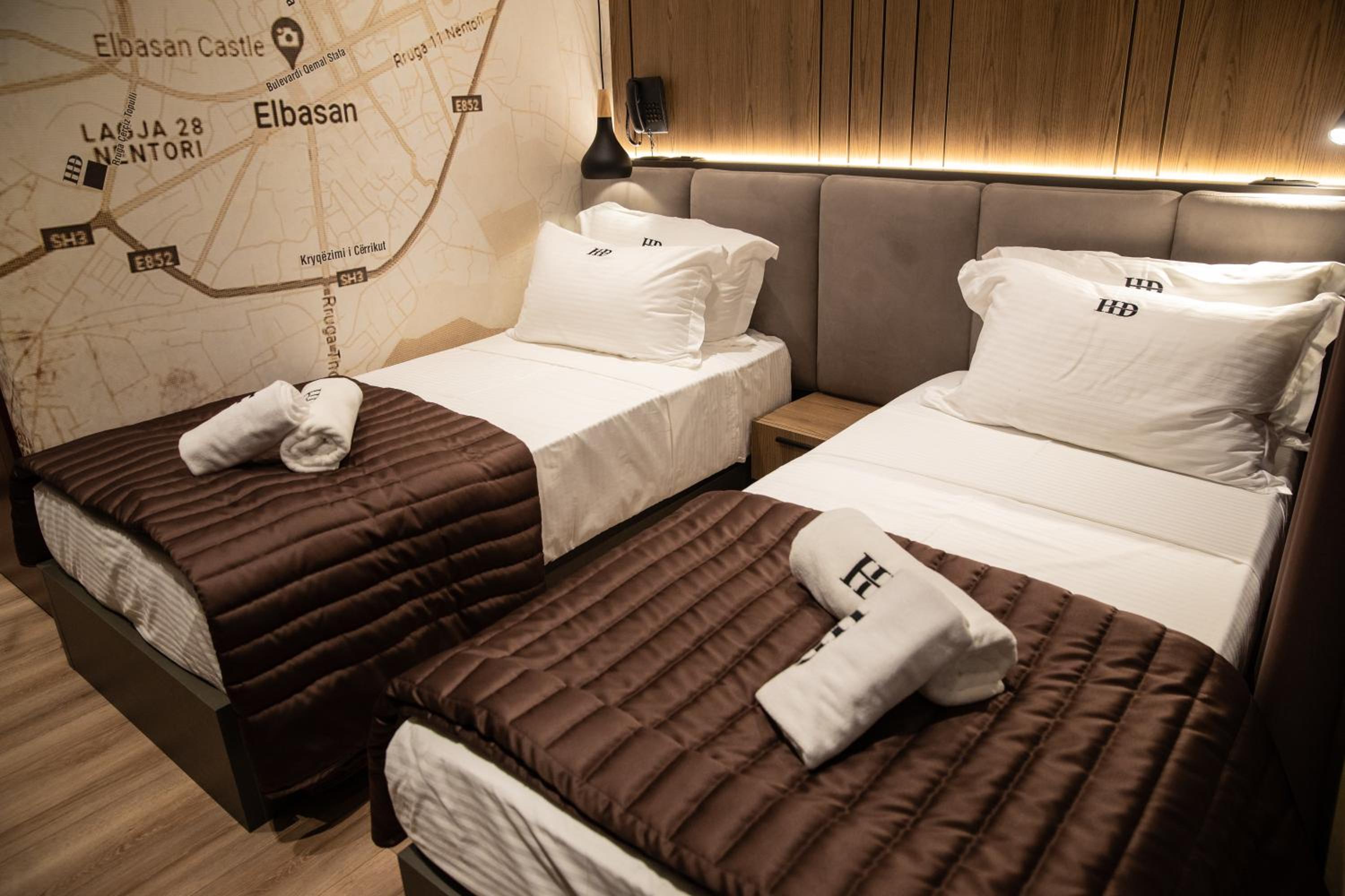 Standard Twin Room