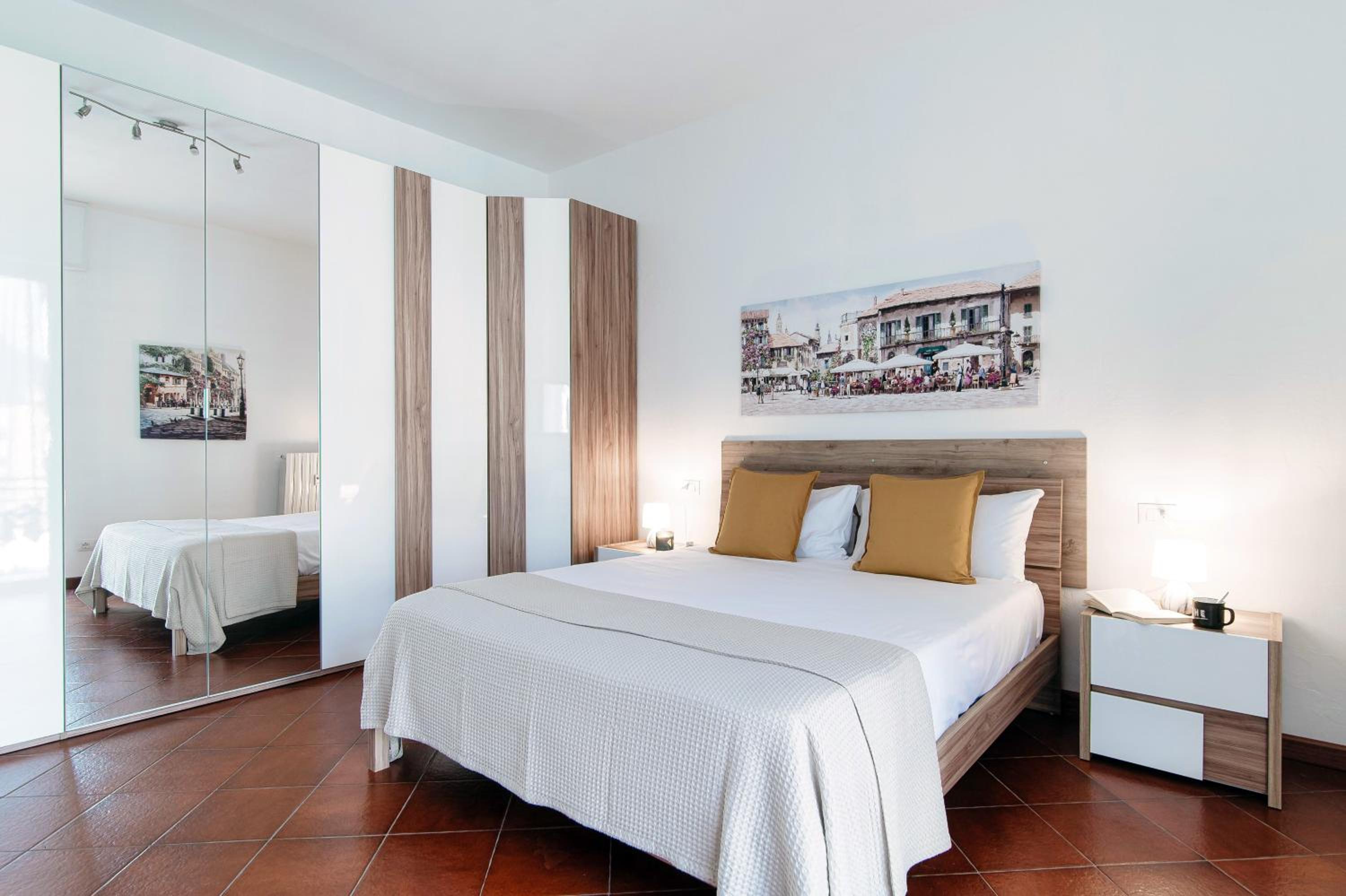 One-Bedroom Standard Apartment