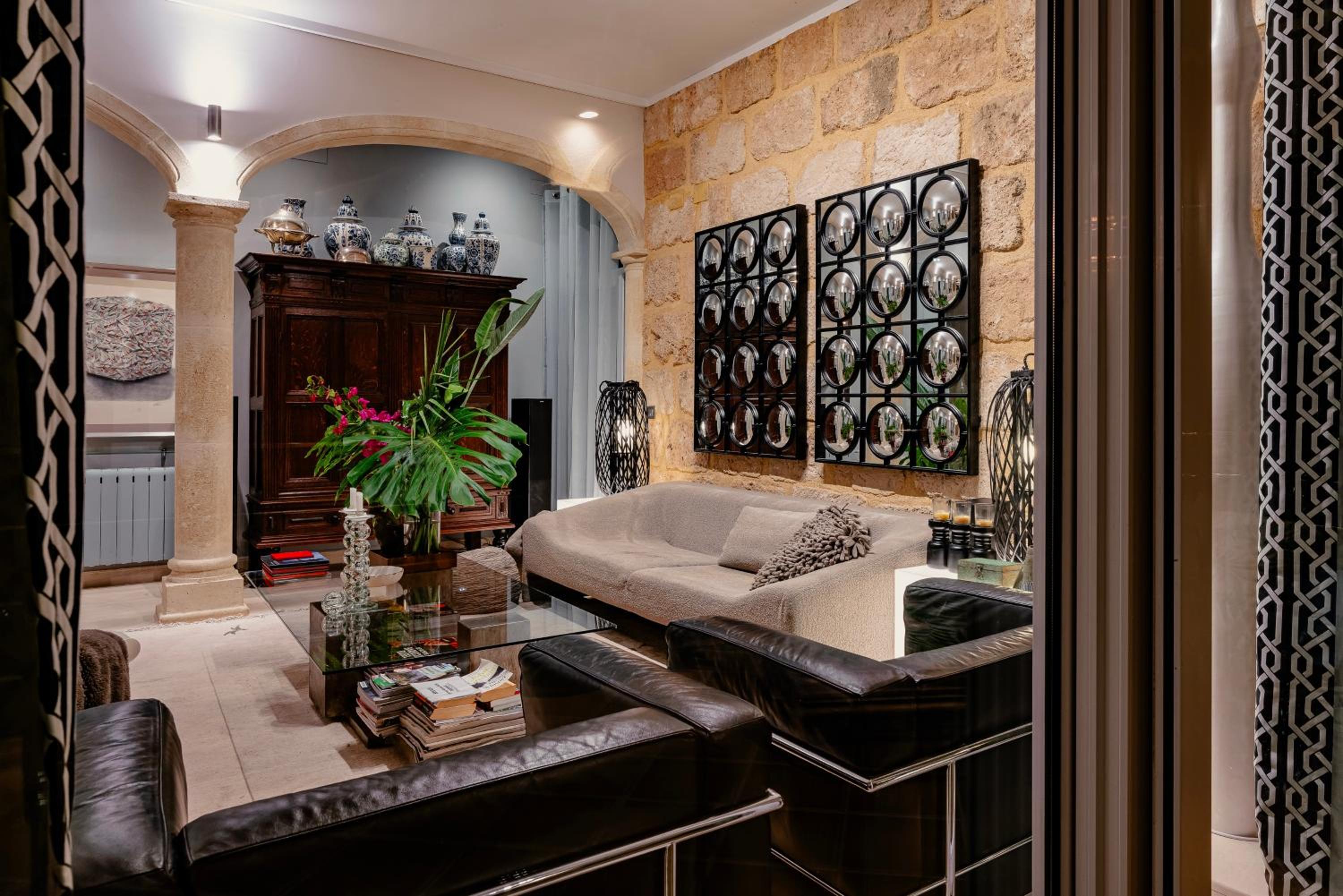 Villa photo 3