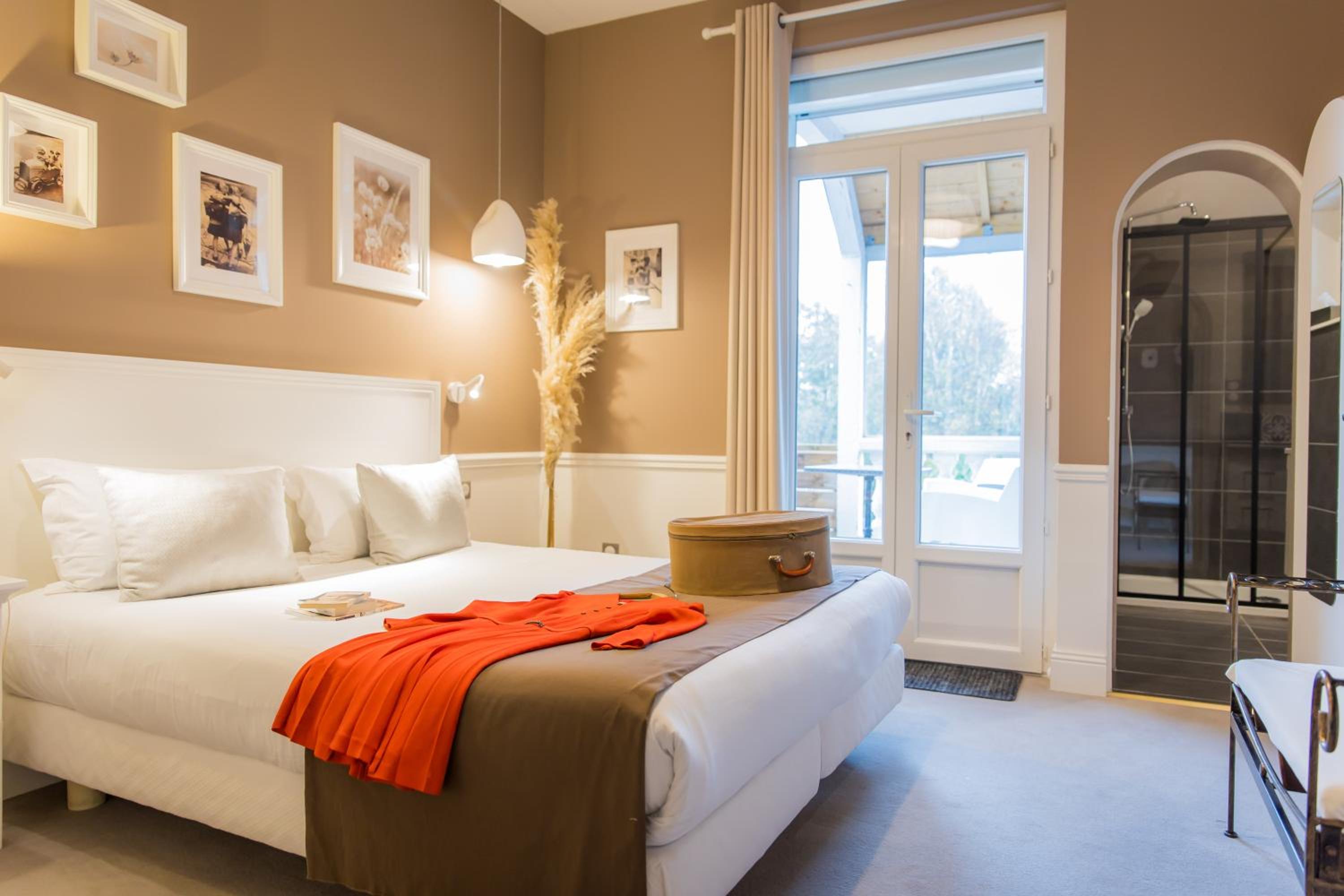 Double Room with Garden View - Photo 1