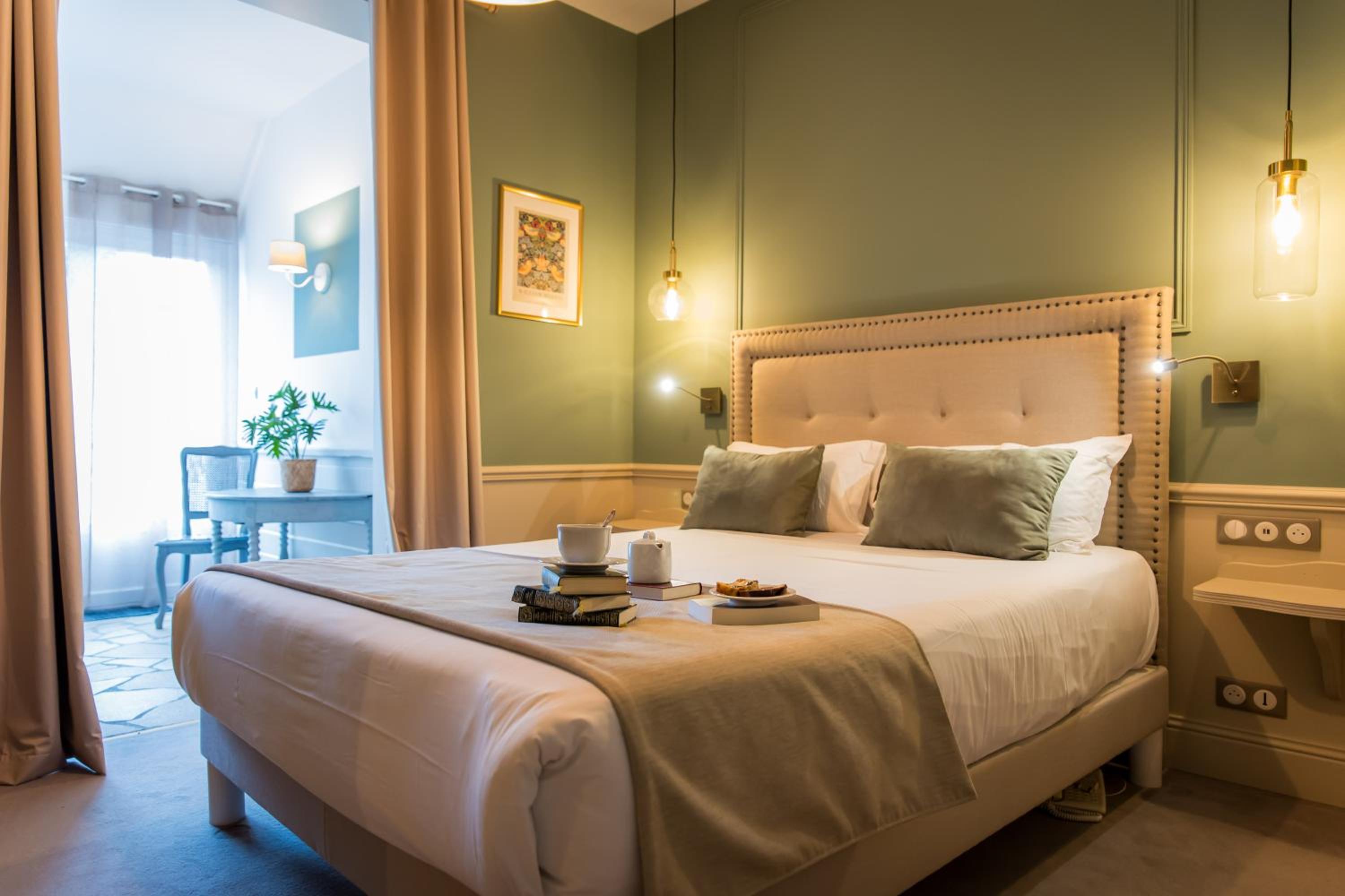 Superior Double Room with Garden View - Photo 3