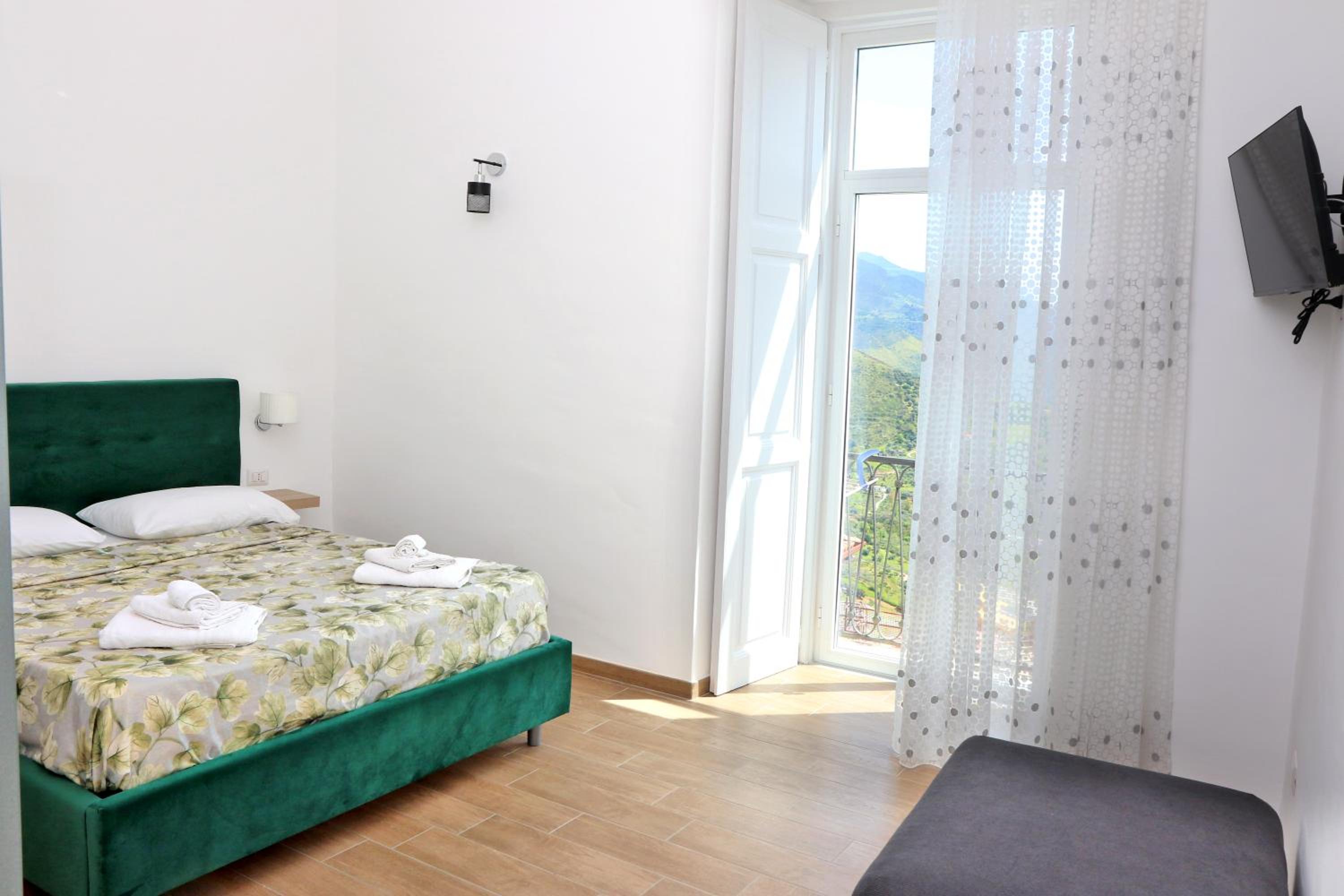 Double Room With Balcony (2 Adults + 1 Child)
