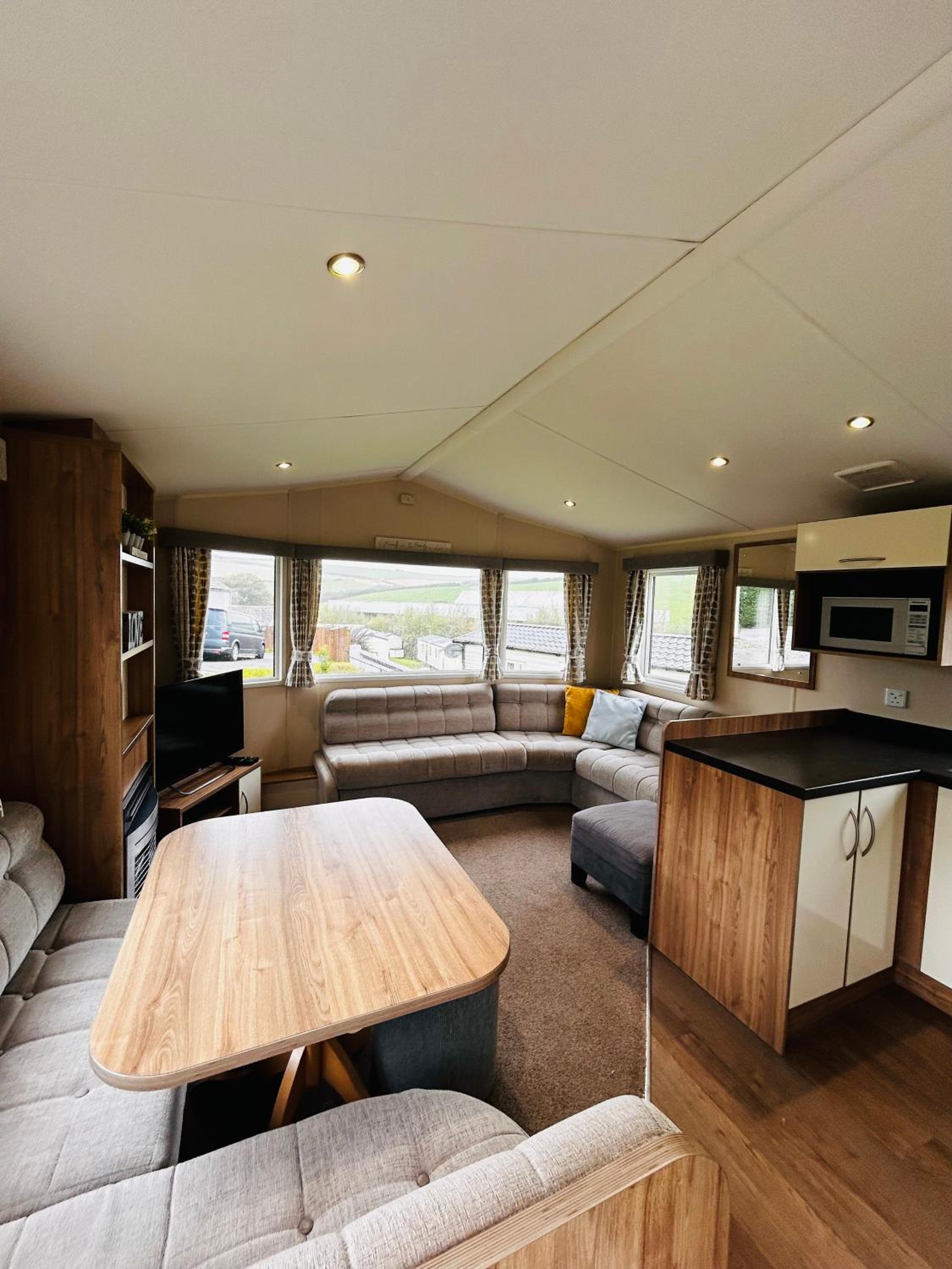 Caravan photo 3