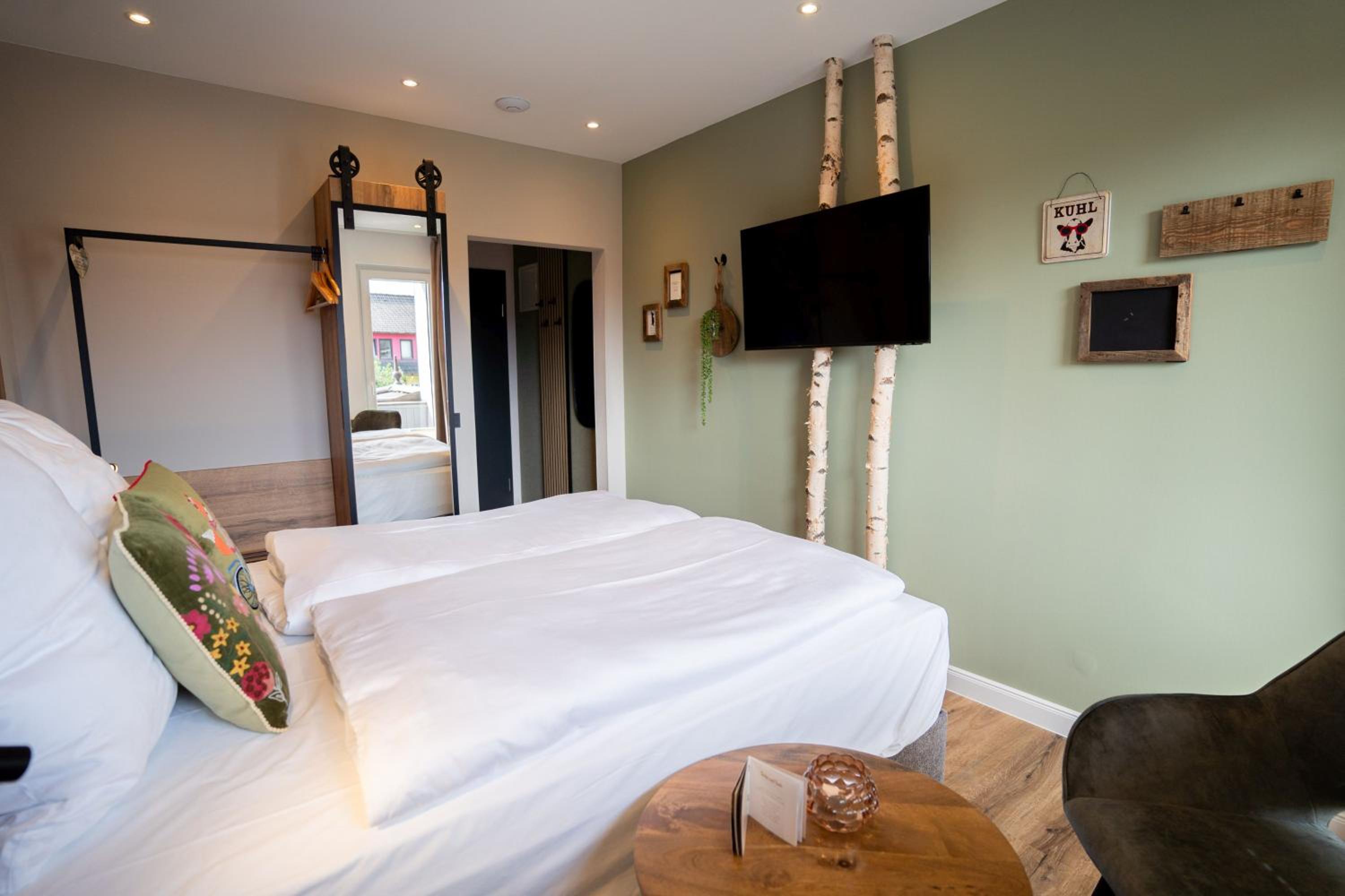 Double Room with Balcony photo 3