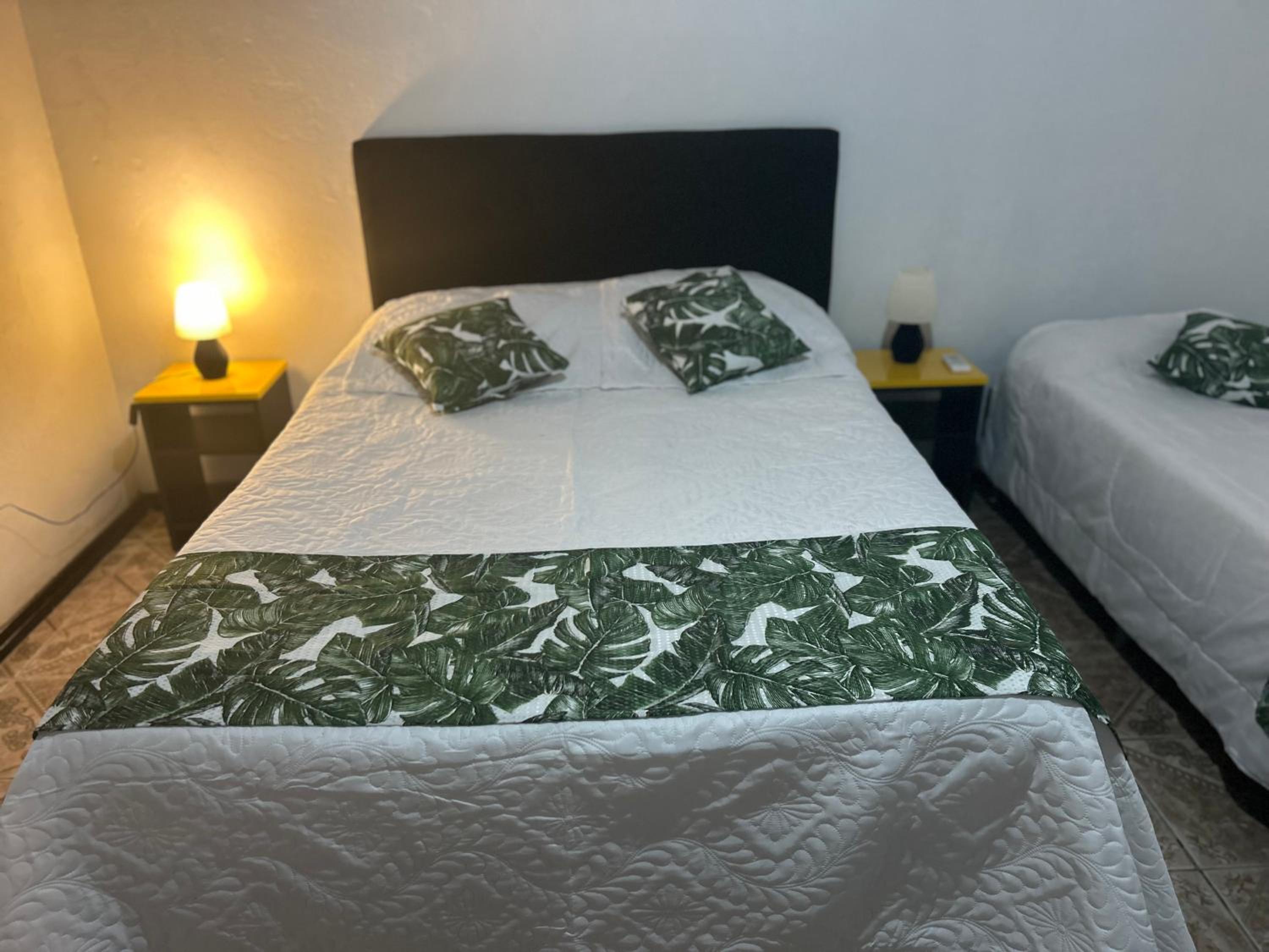 Economy Quadruple Room With Shared Bathroom photo 1