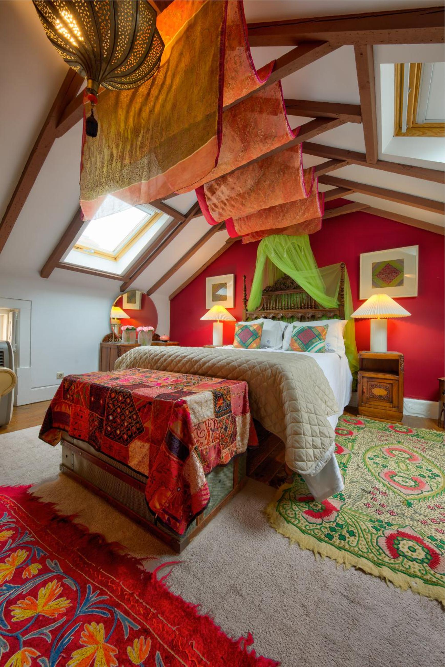 Standard Suite - Photo 1