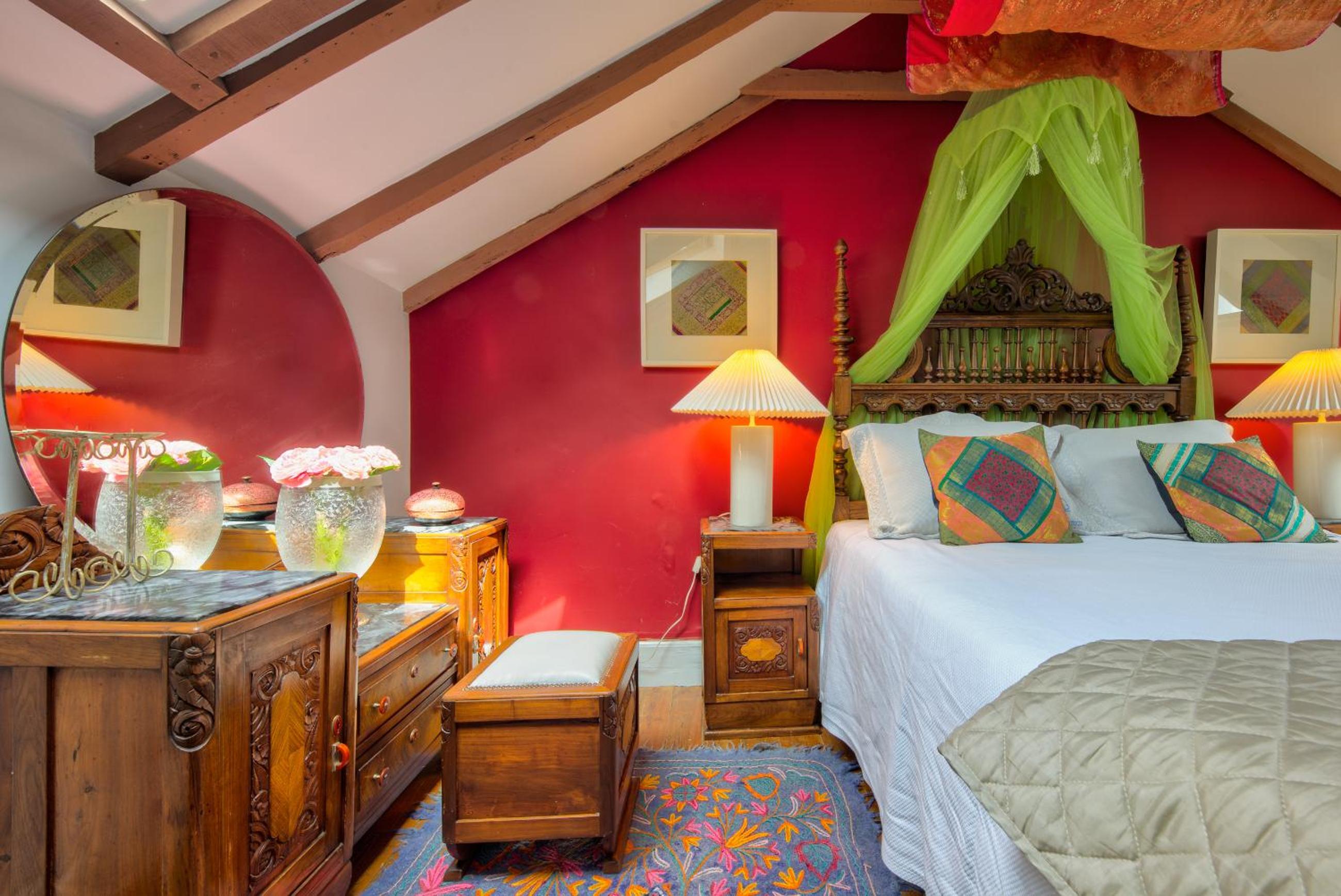 Standard Suite - Photo 7