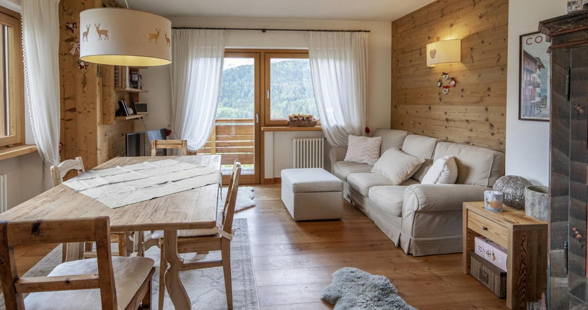 Two-Bedroom Deluxe Apartment with Balcony photo 1