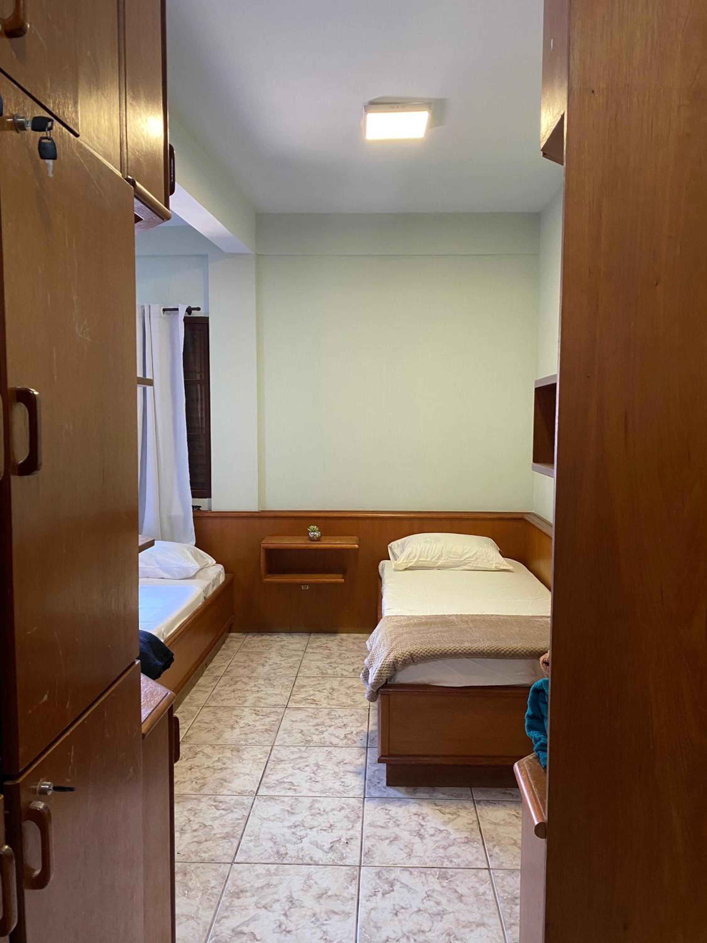 Bed in 4-Bed Mixed Dormitory Room photo 2