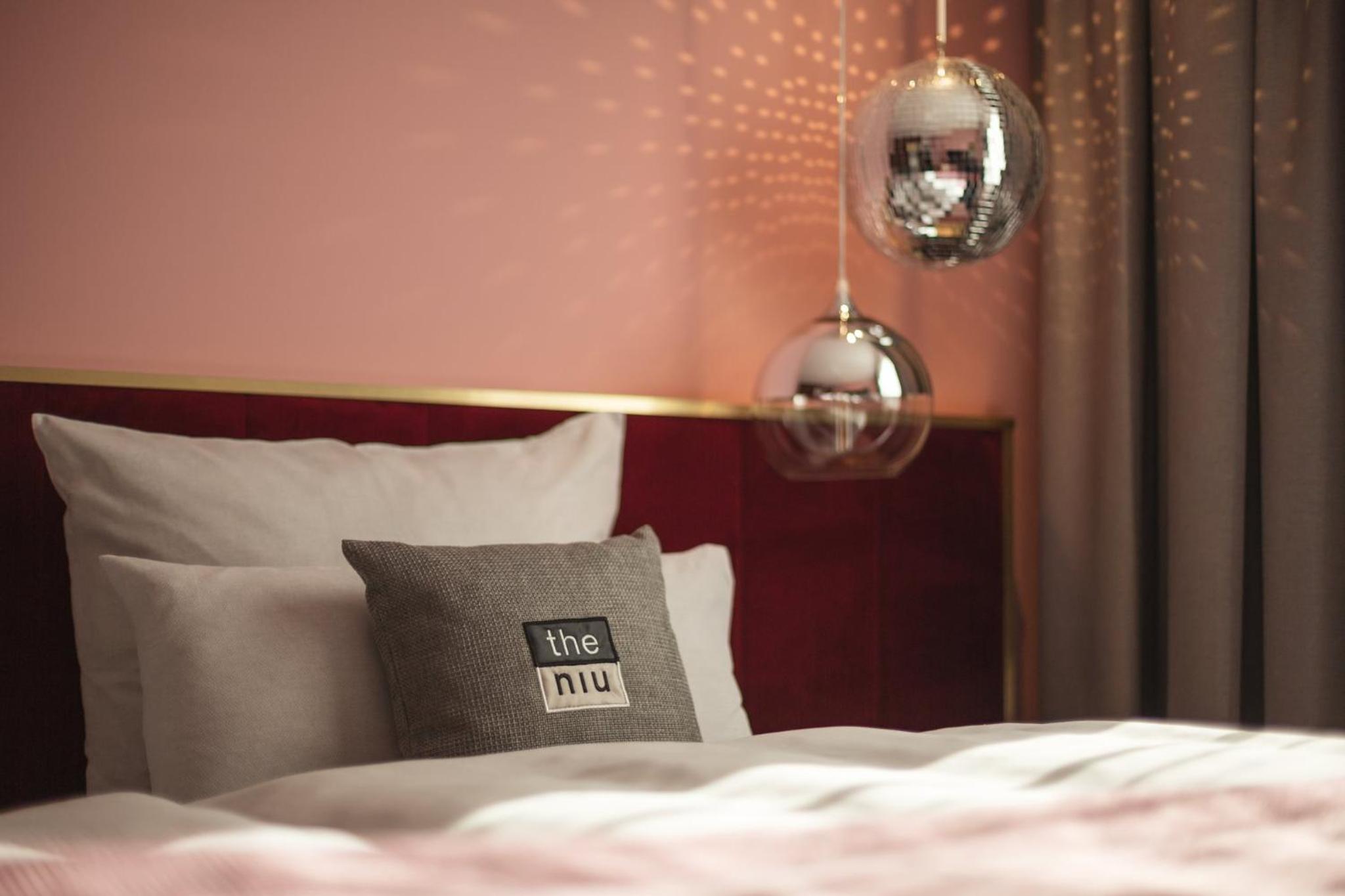 Standard Queen Room - Photo 2