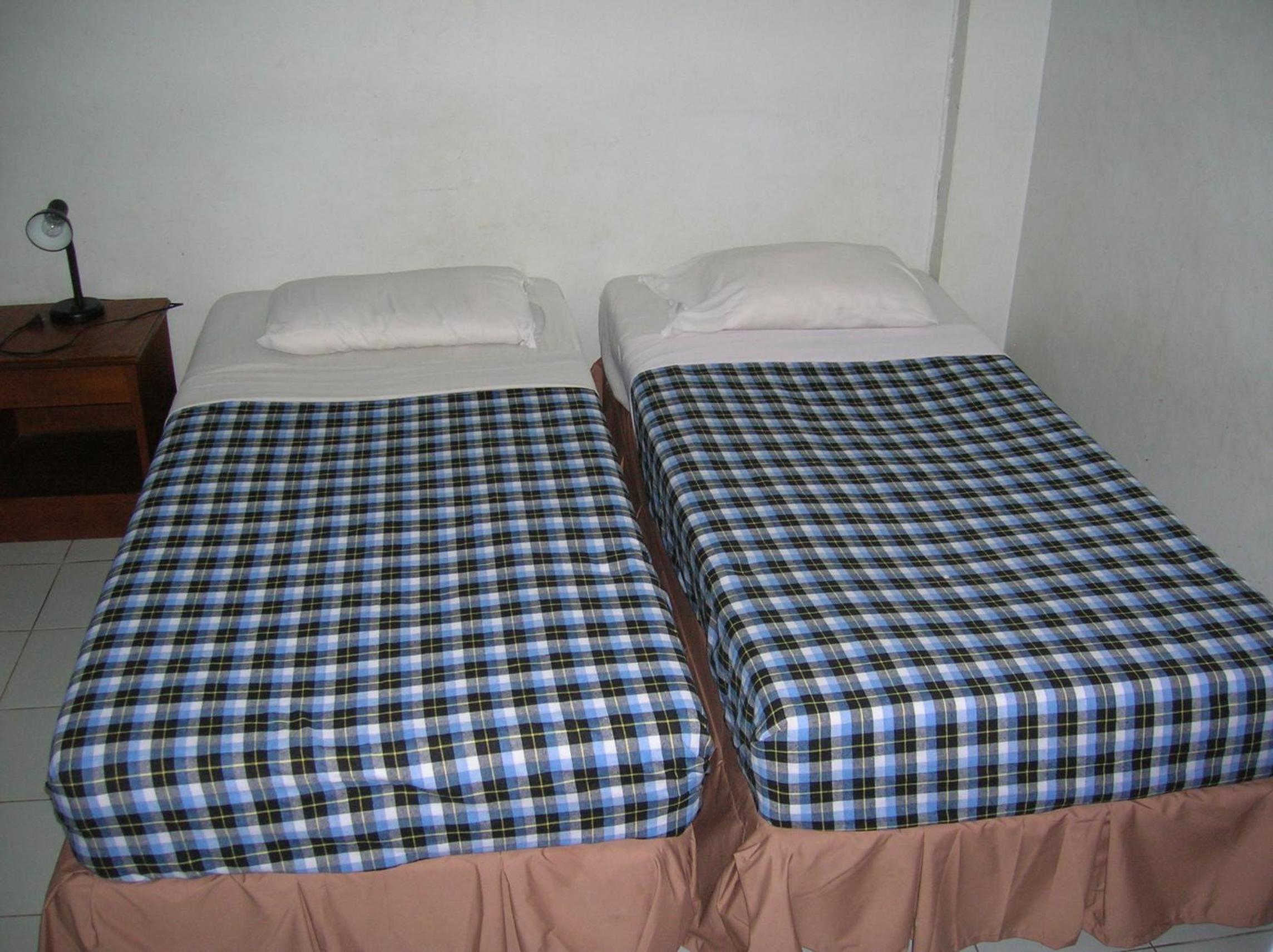 Standard Double Room with Fan - Photo 5