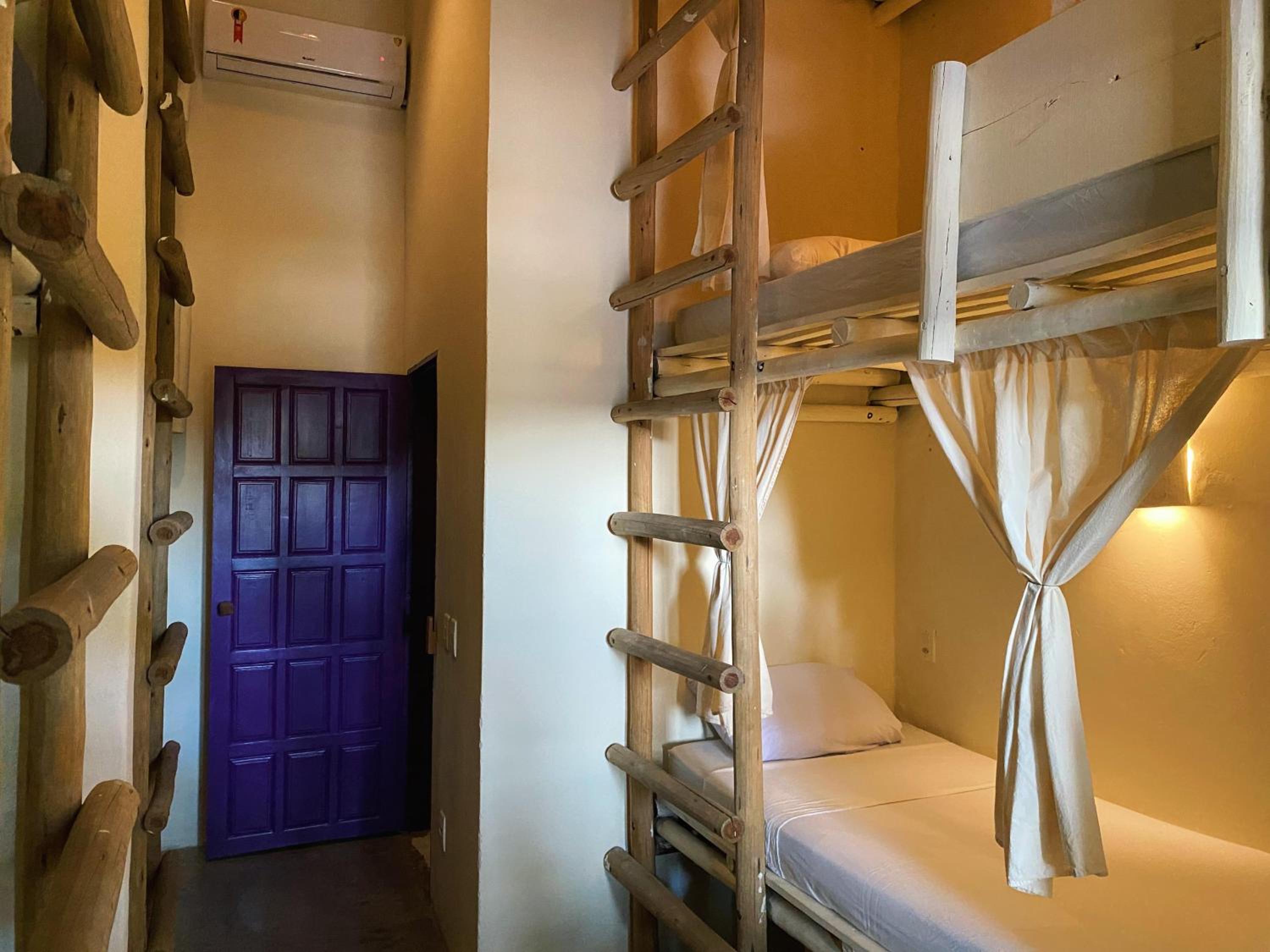 Single Bed in Male Dormitory Room with Shared Bathroom photo 1