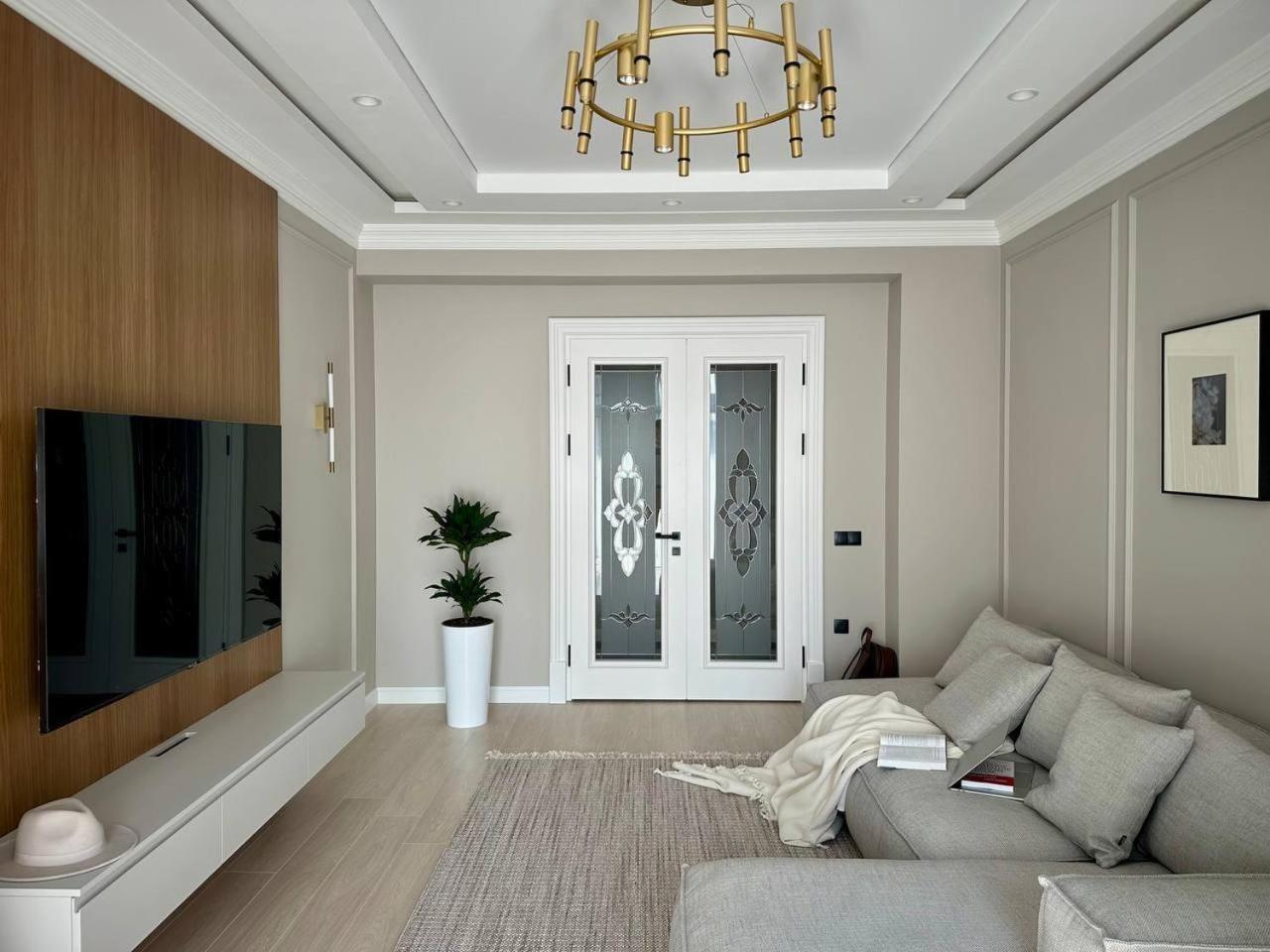 One-Bedroom House photo 1