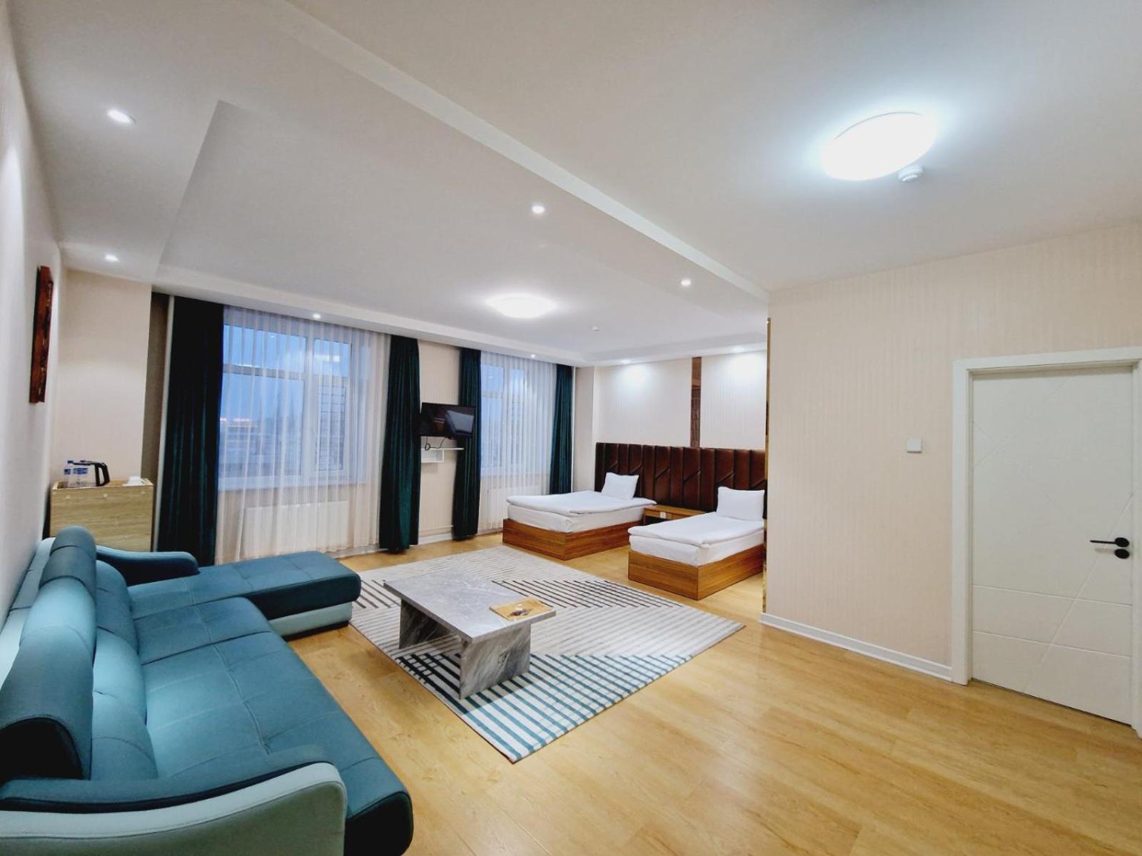 Standard Twin Room photo 2