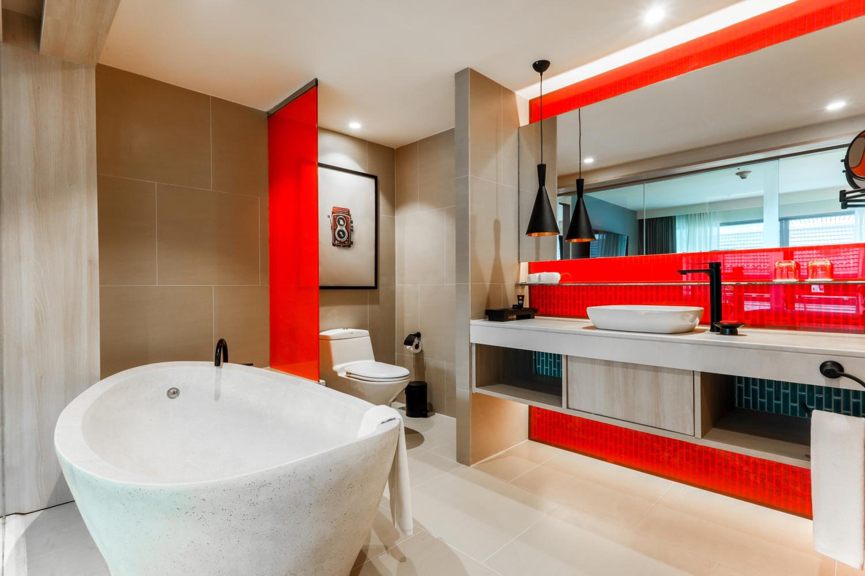 Deluxe Room - Photo 2