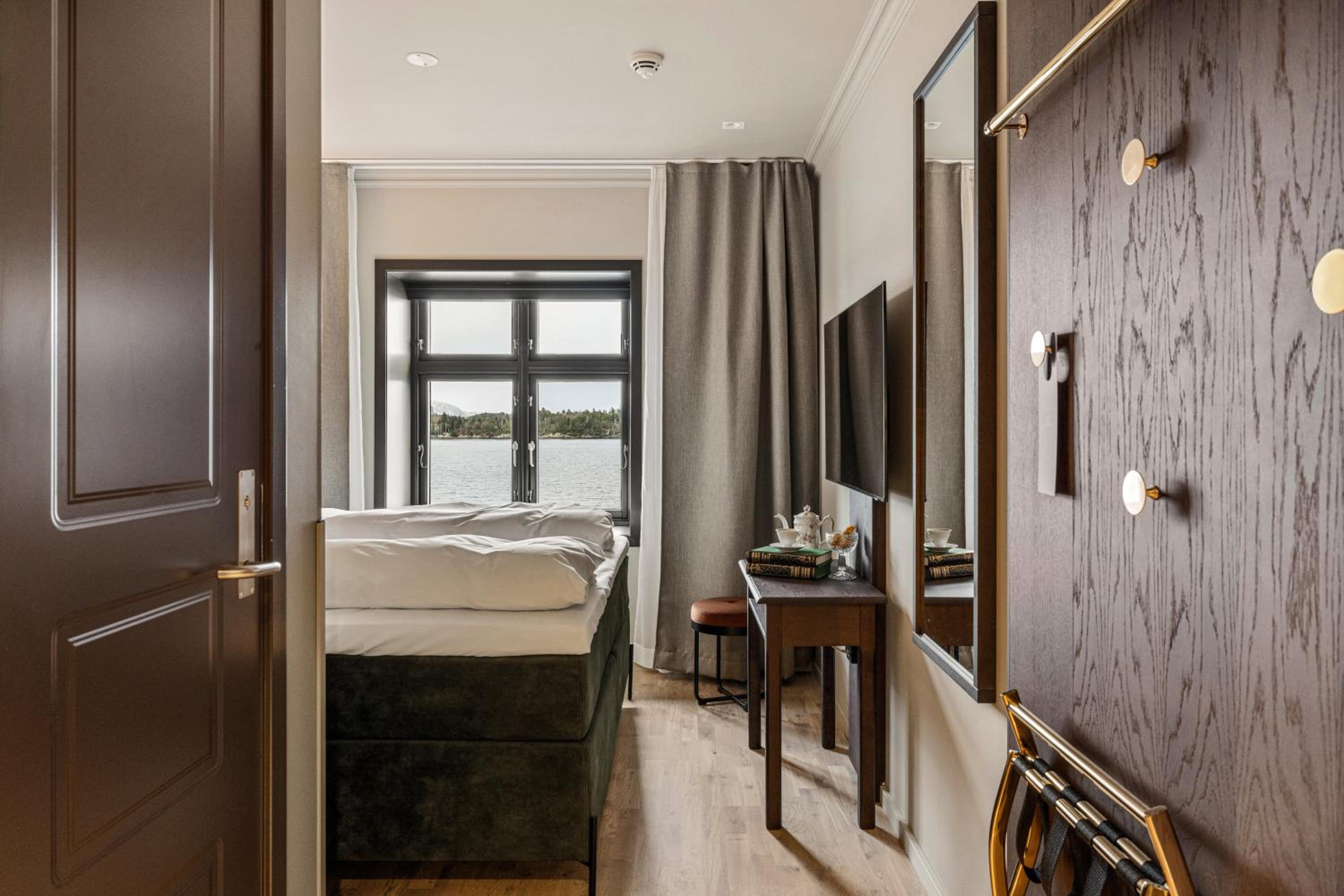 Double Room with Sea View photo 2