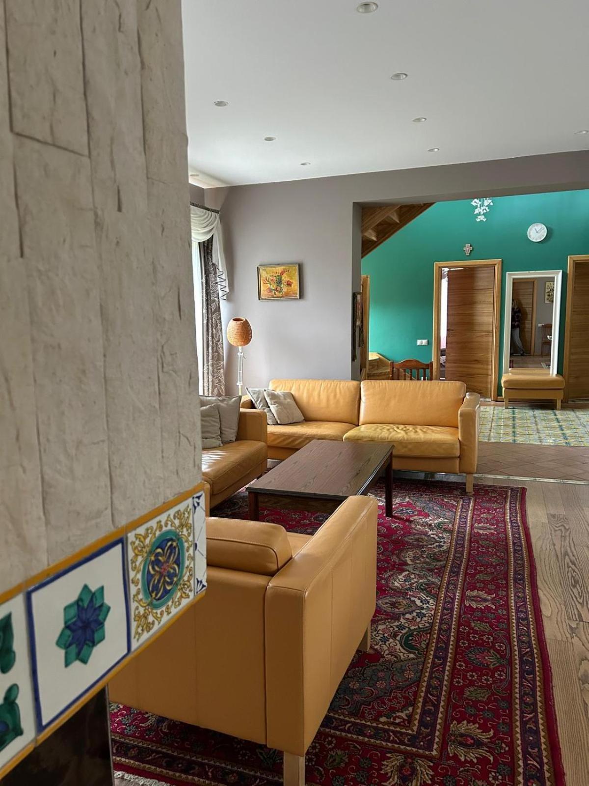 Four-Bedroom House photo 1