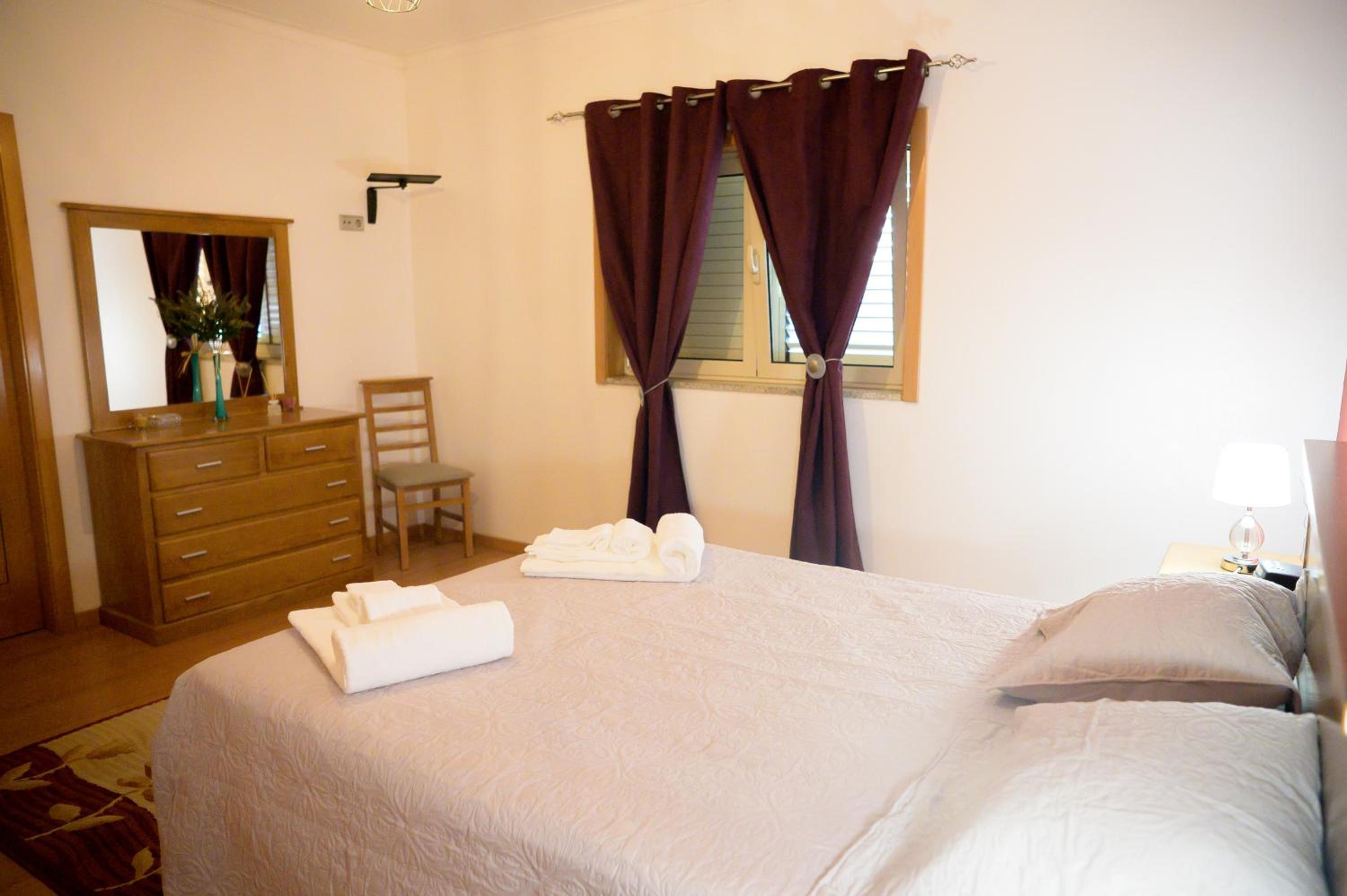 Three-Bedroom House photo 3
