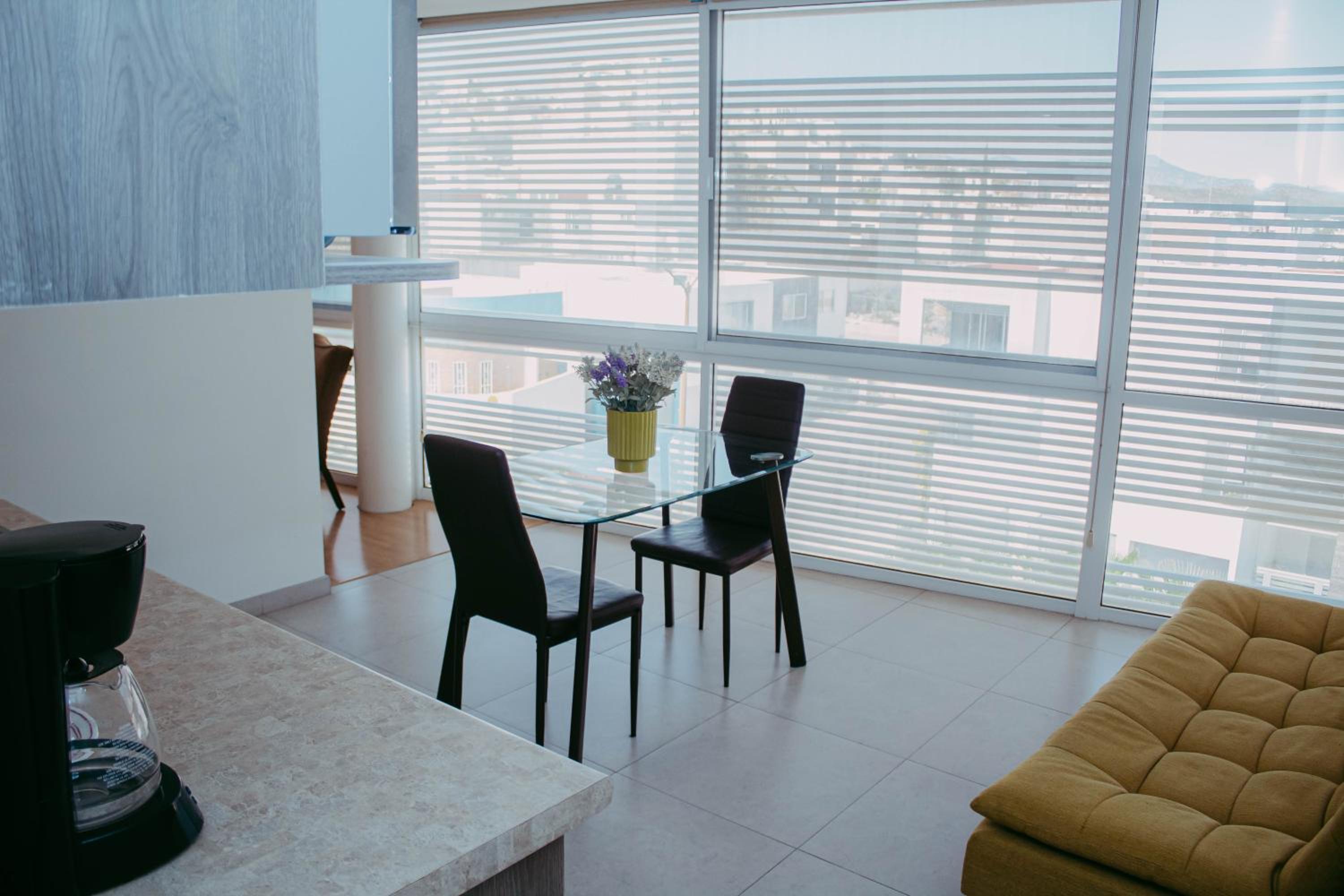 Apartment photo 3
