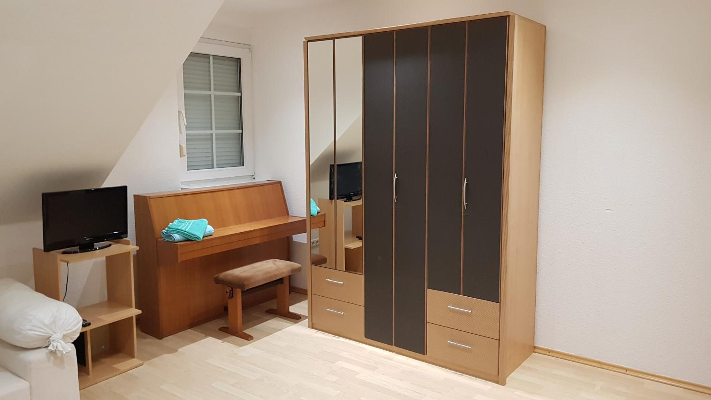Double Room with Shared Bathroom photo 1