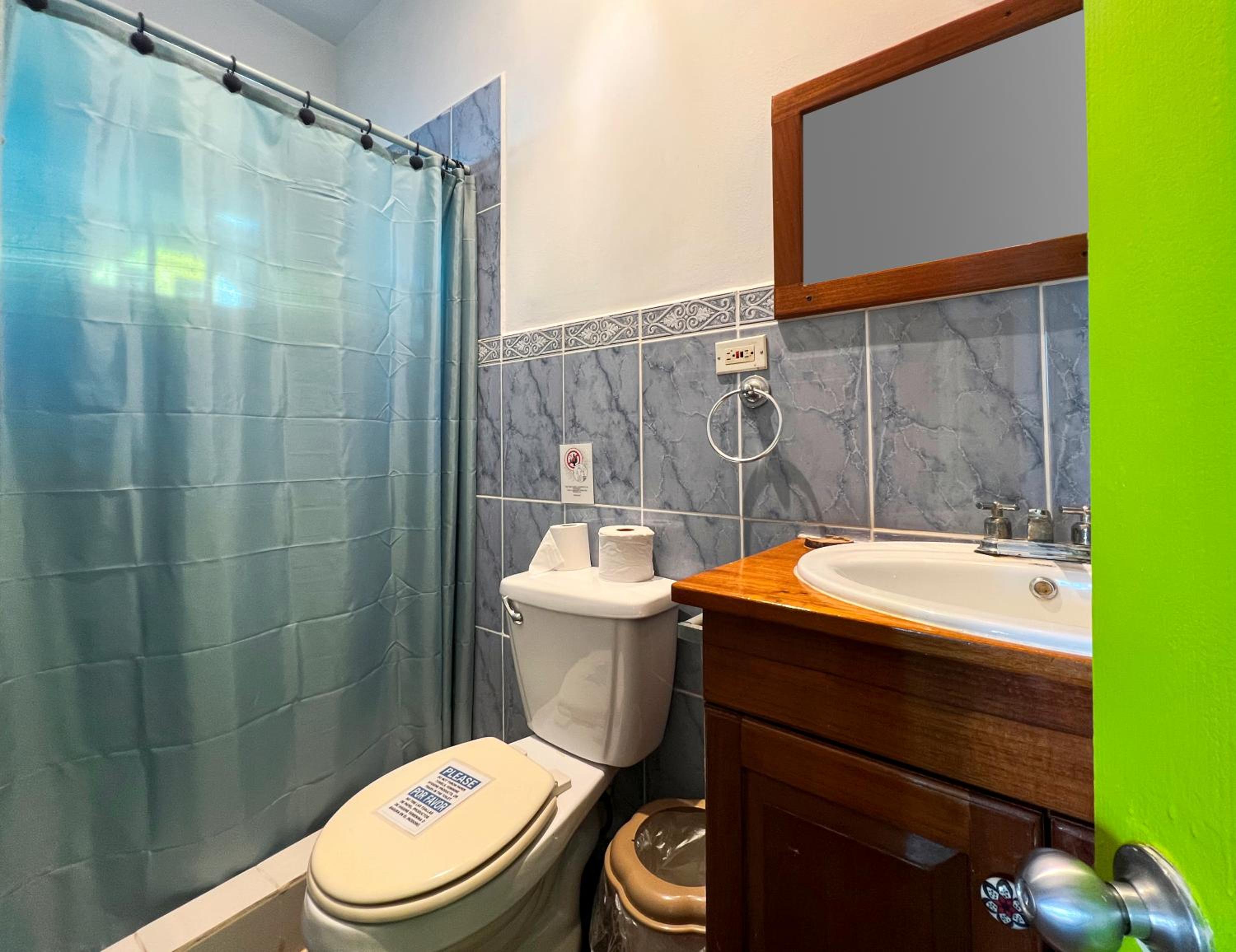 Deluxe Double Room with Balcony and Sea View photo 2