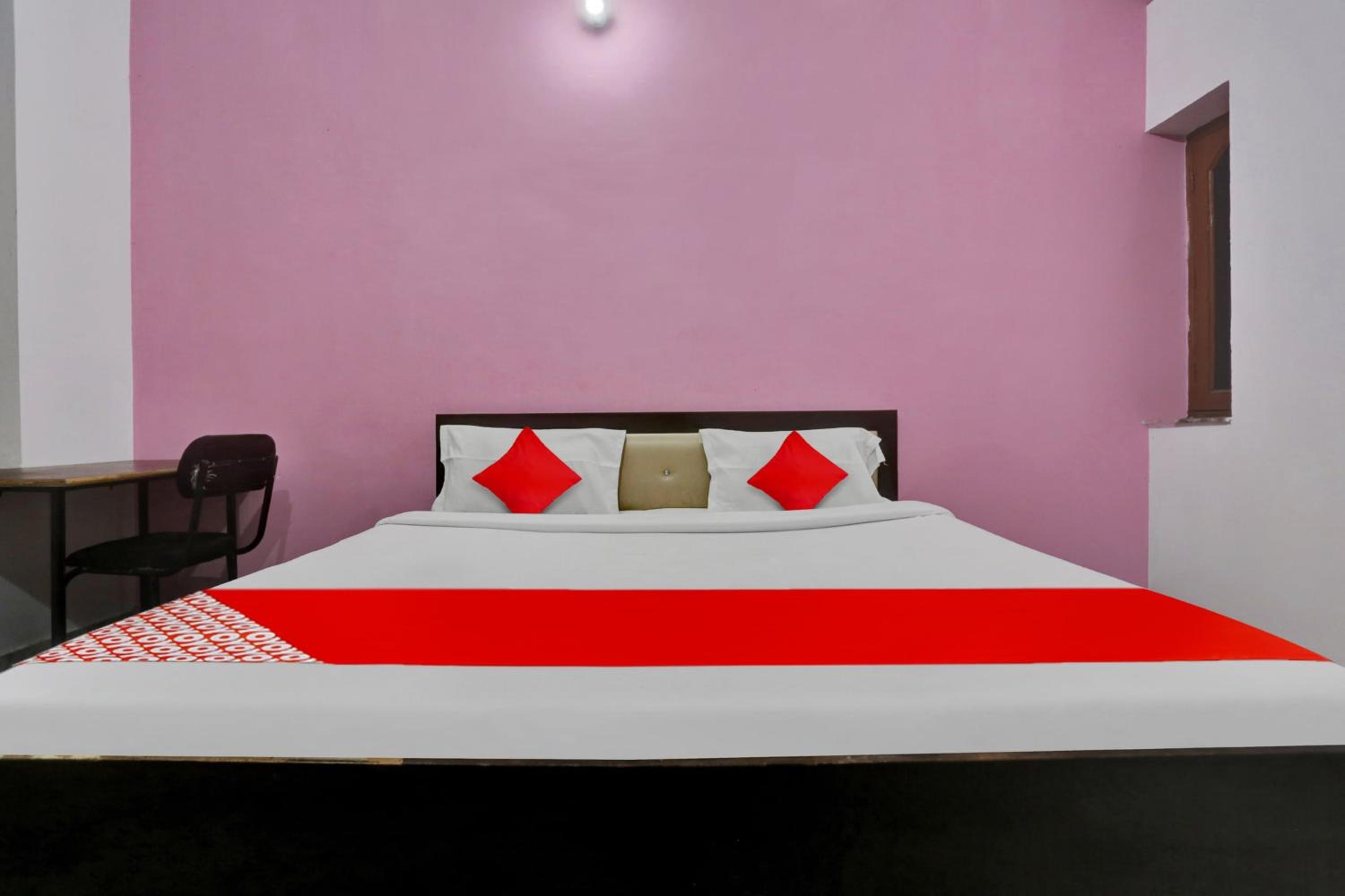 Classic Triple Room photo 2