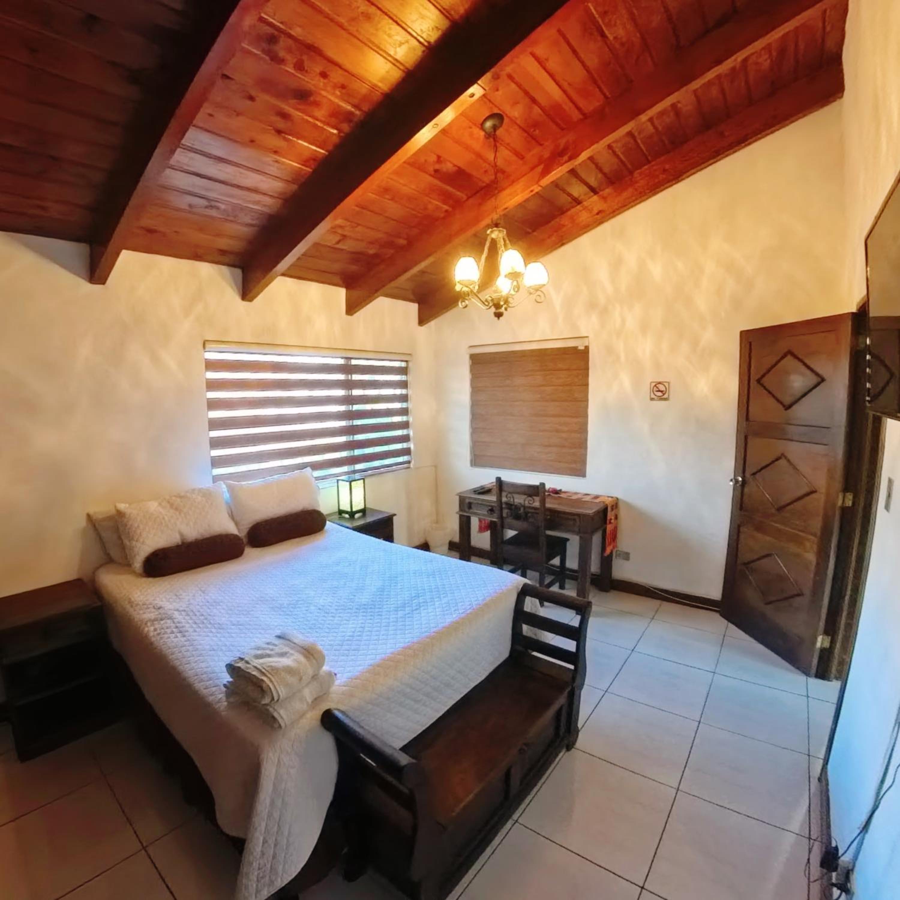 Standard Double Room with Shared Bathroom