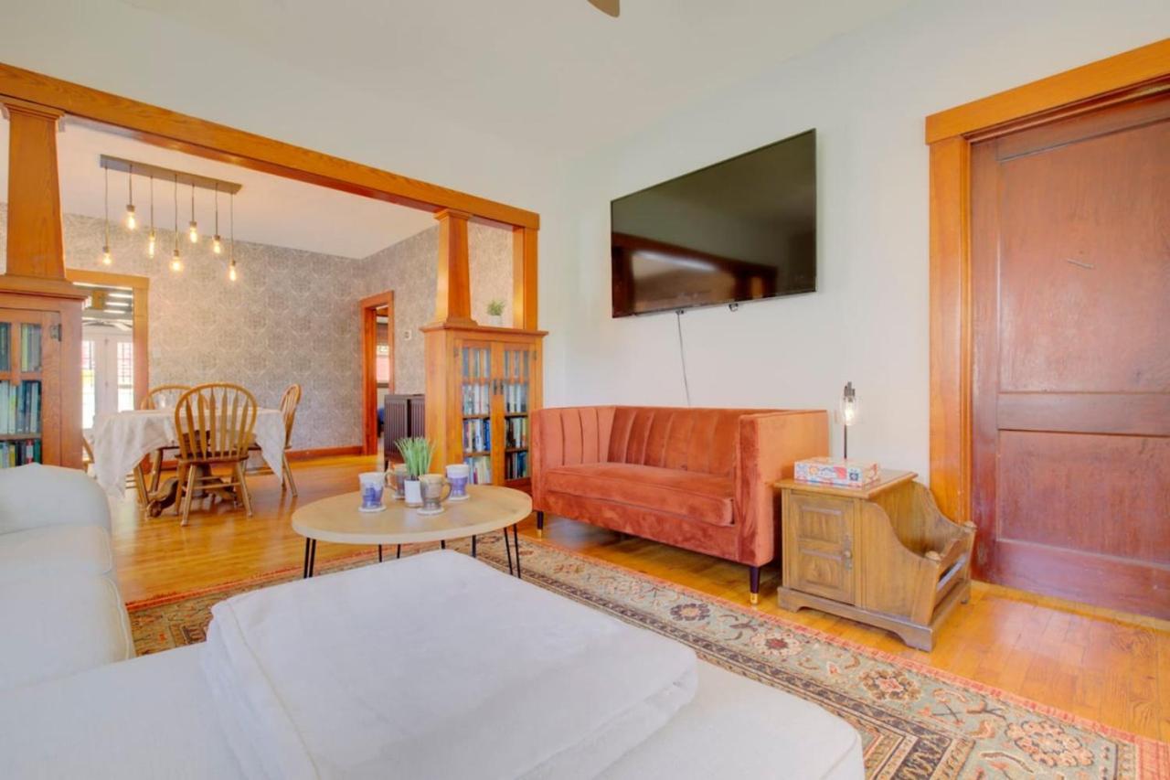 Two-Bedroom House photo 1