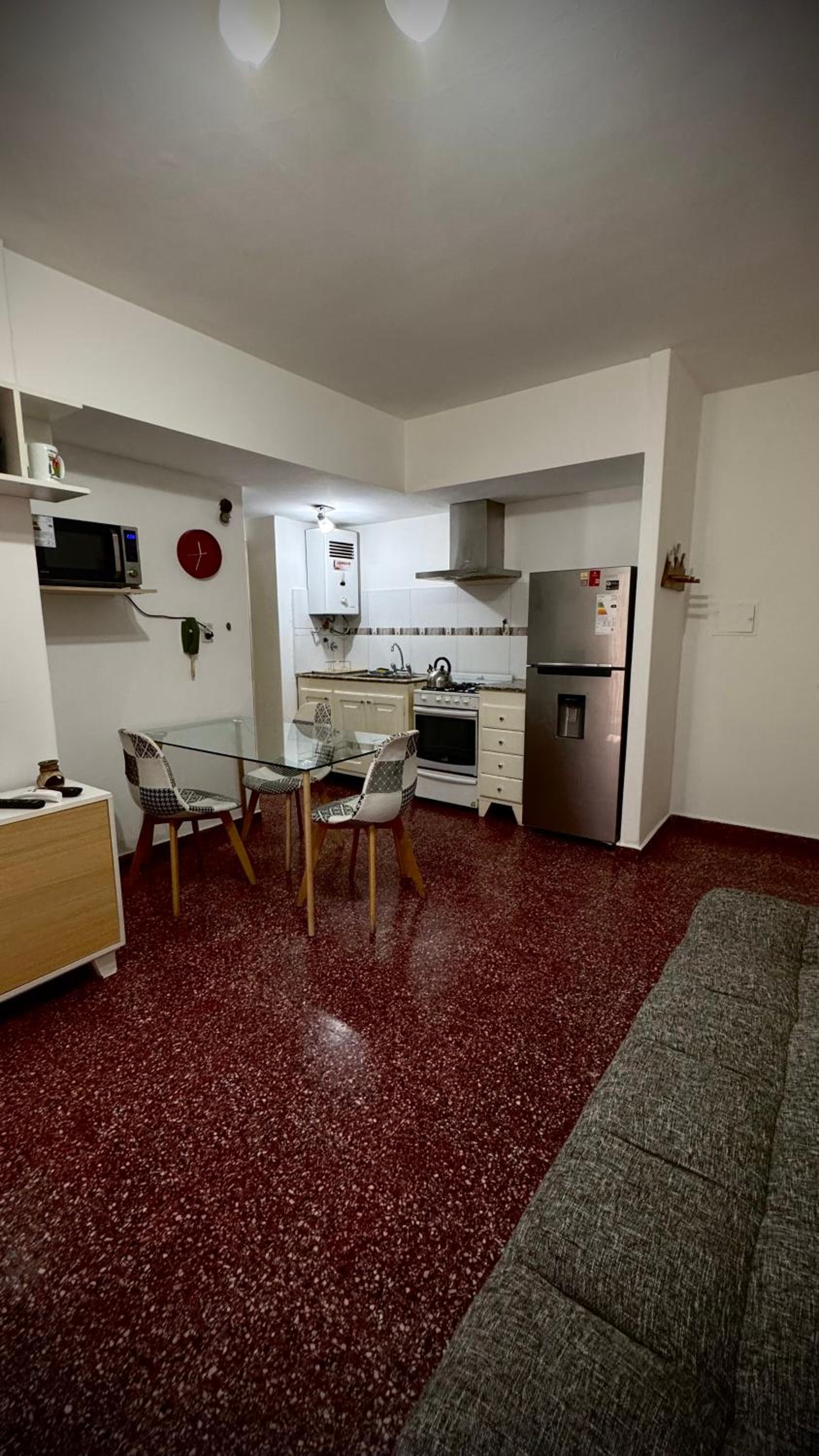 One-Bedroom Apartment photo 3