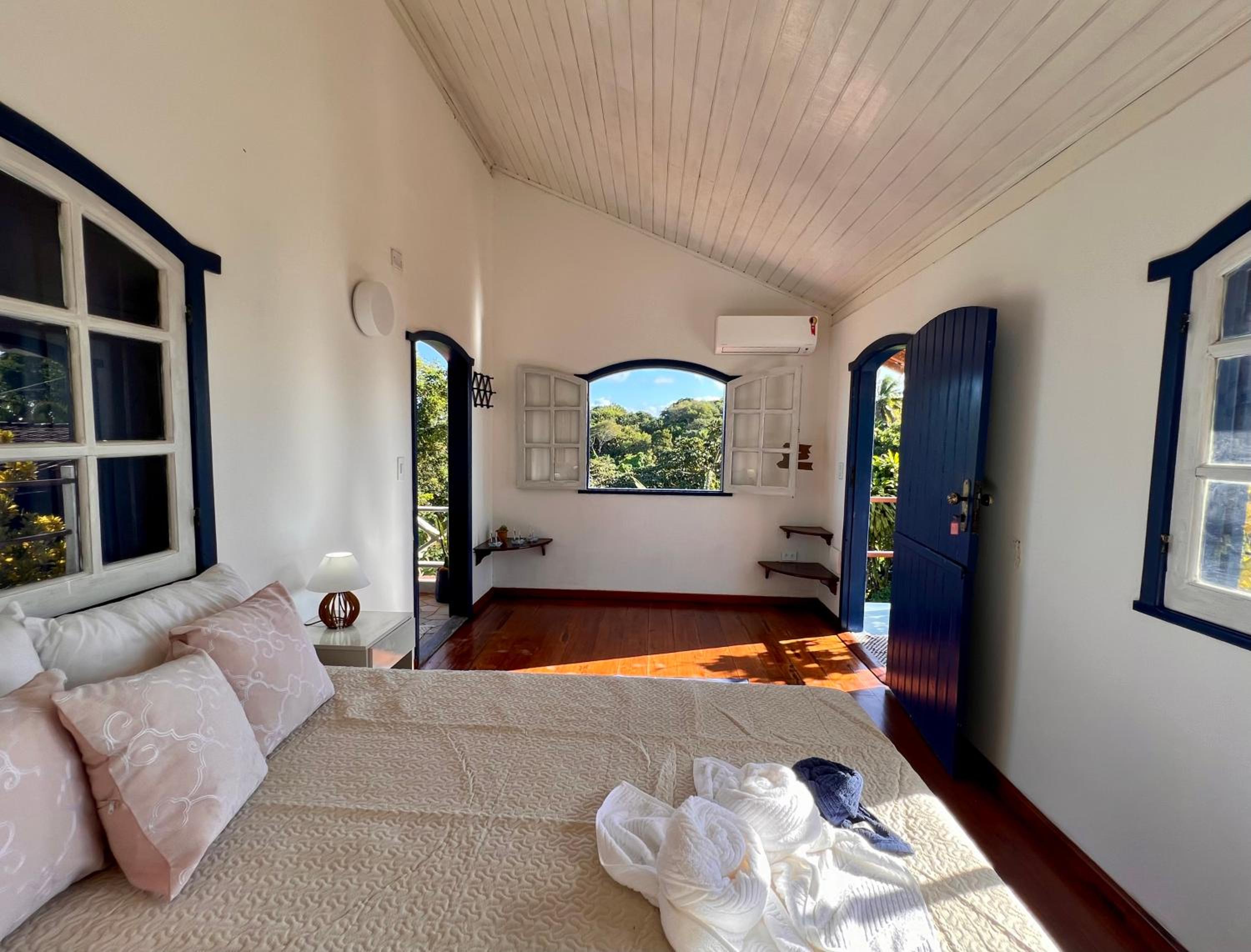 Suite with Balcony photo 2