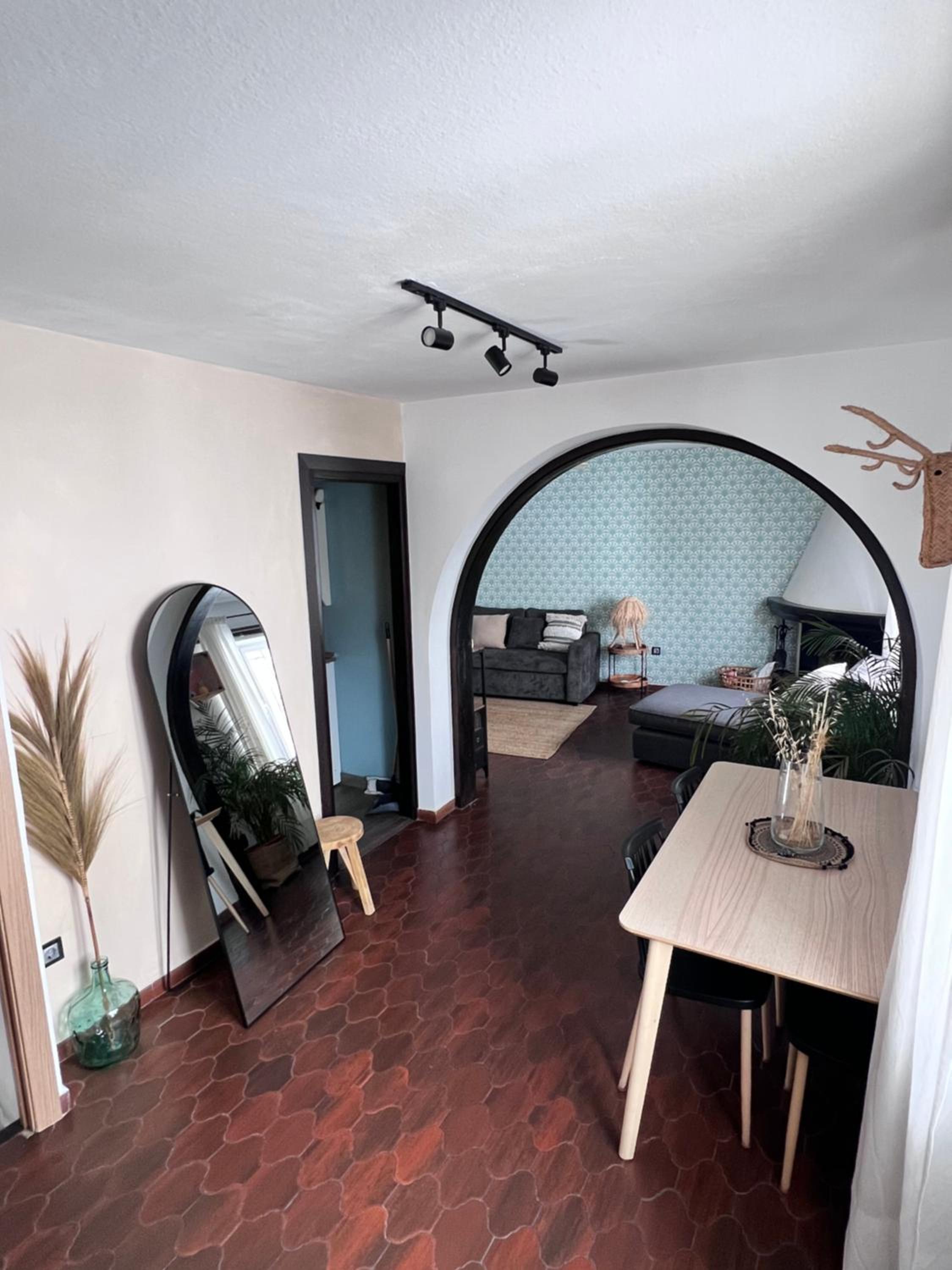 Three-Bedroom House - Photo 10