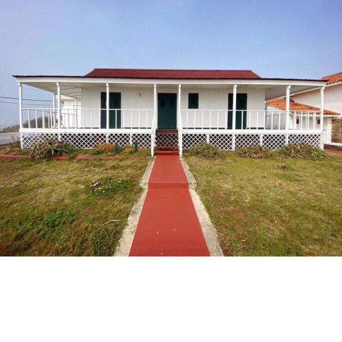 Two-Bedroom House photo 3