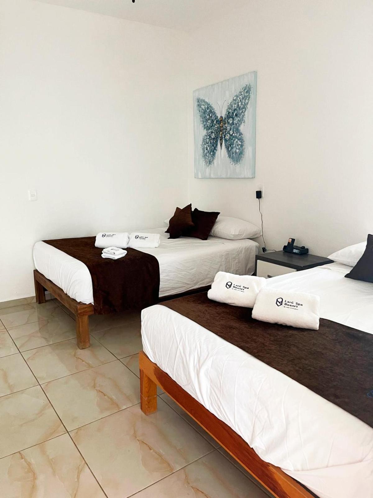 Quadruple Room - Photo 3