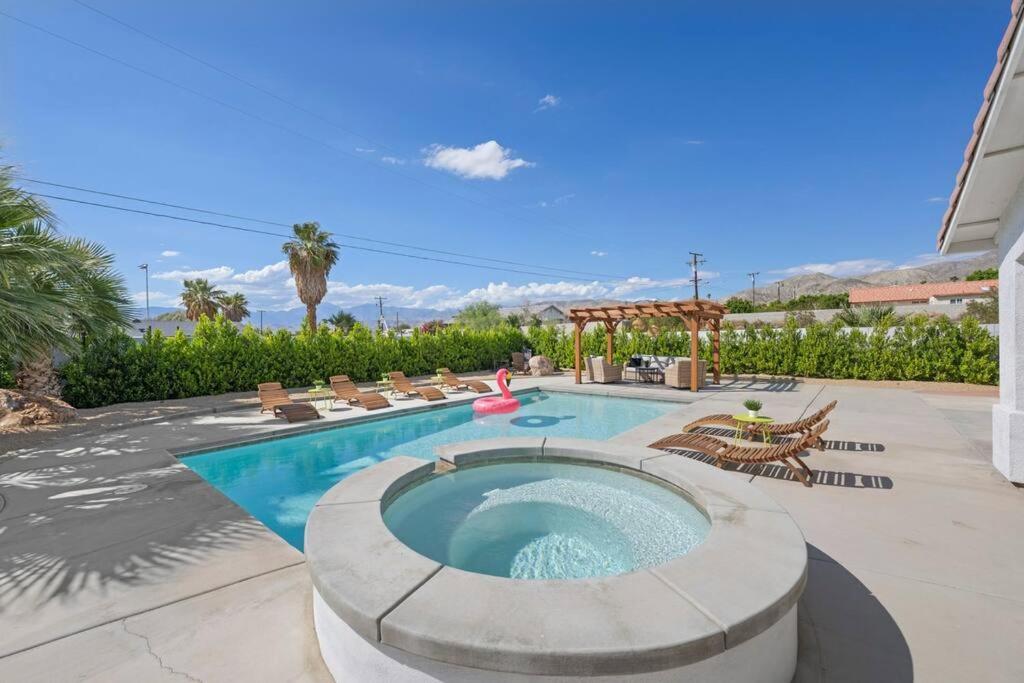 Three-Bedroom Vacation Home  photo 2