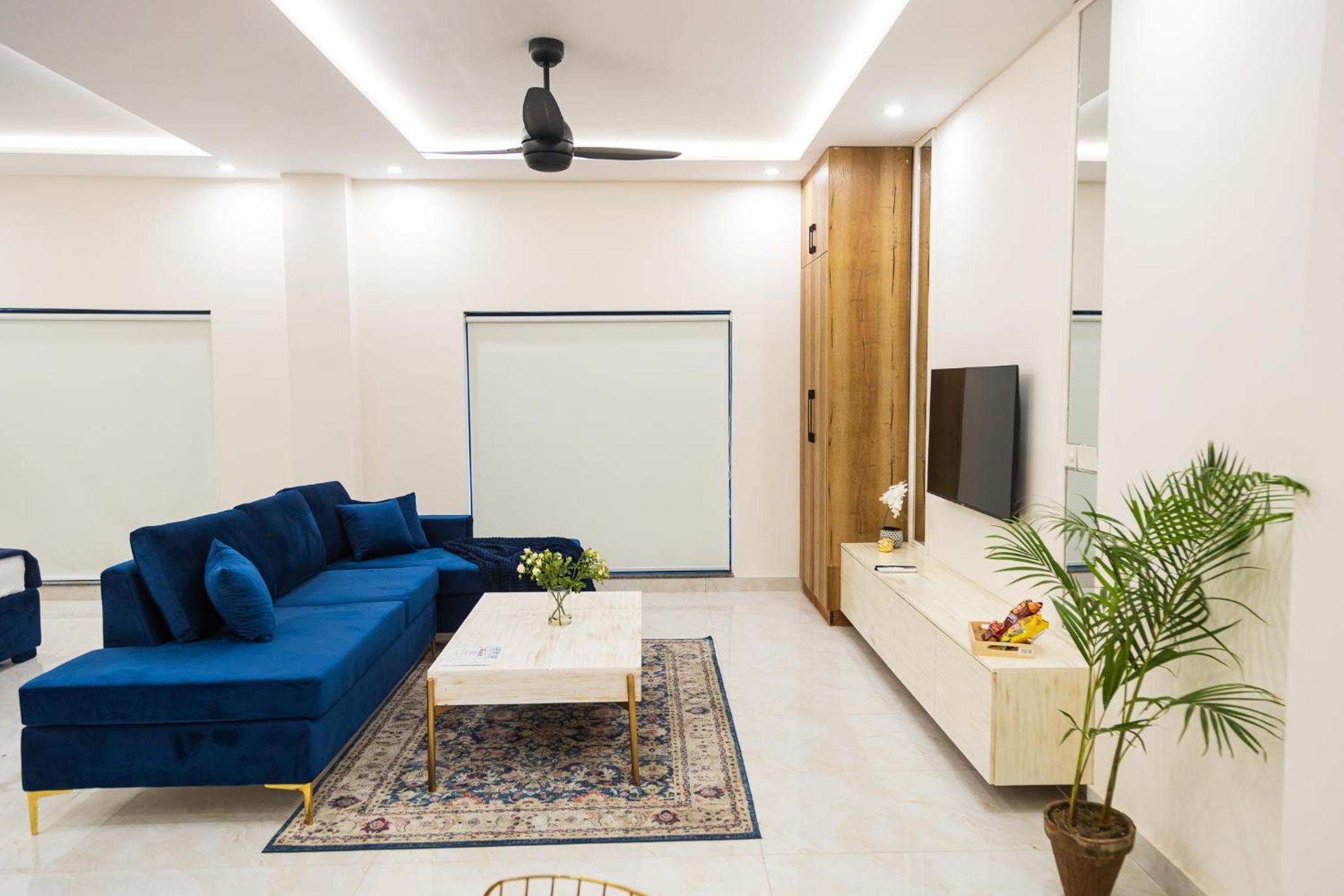 One-Bedroom Apartment With Balcony And City View