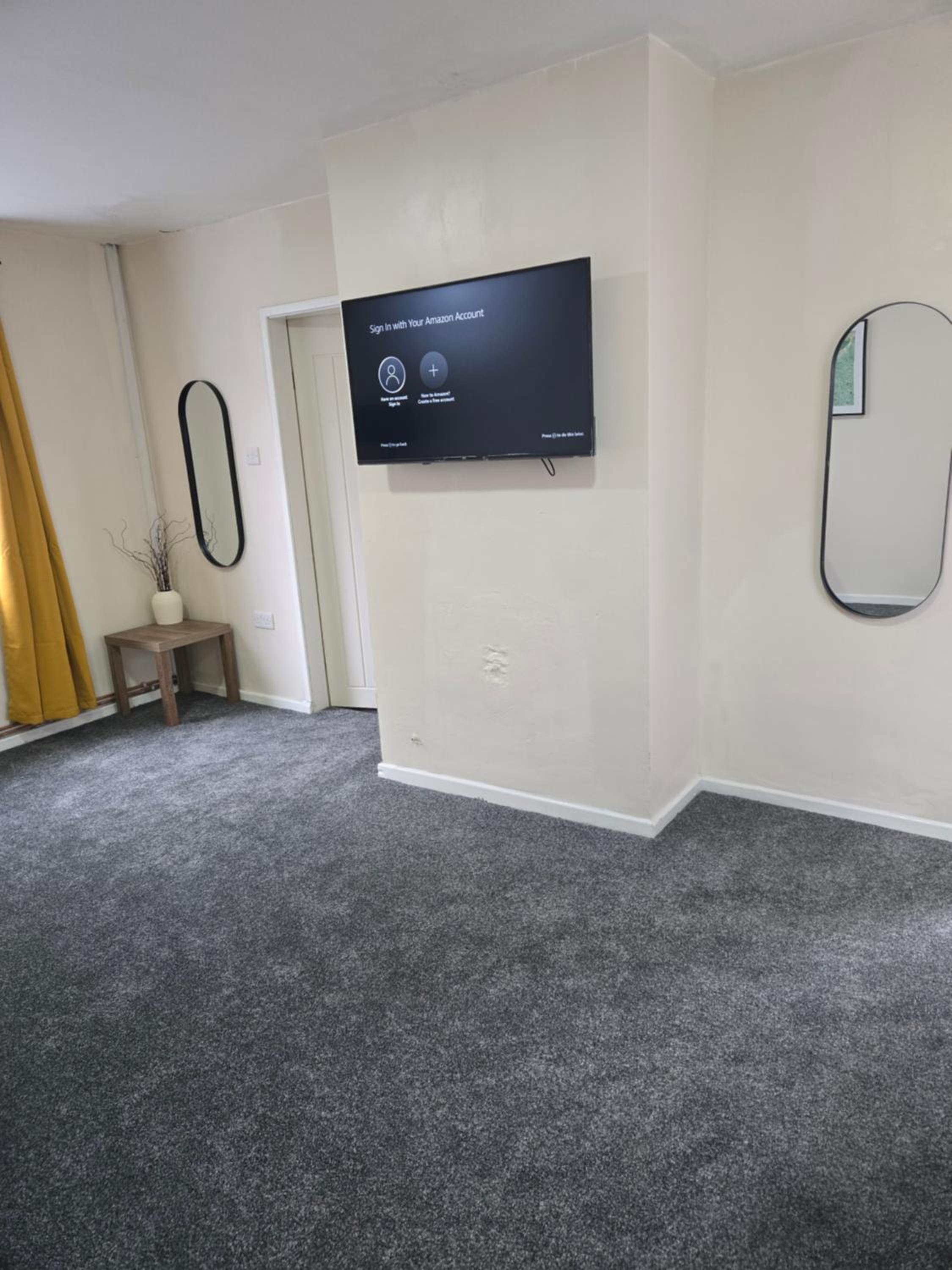 Three-Bedroom House photo 3