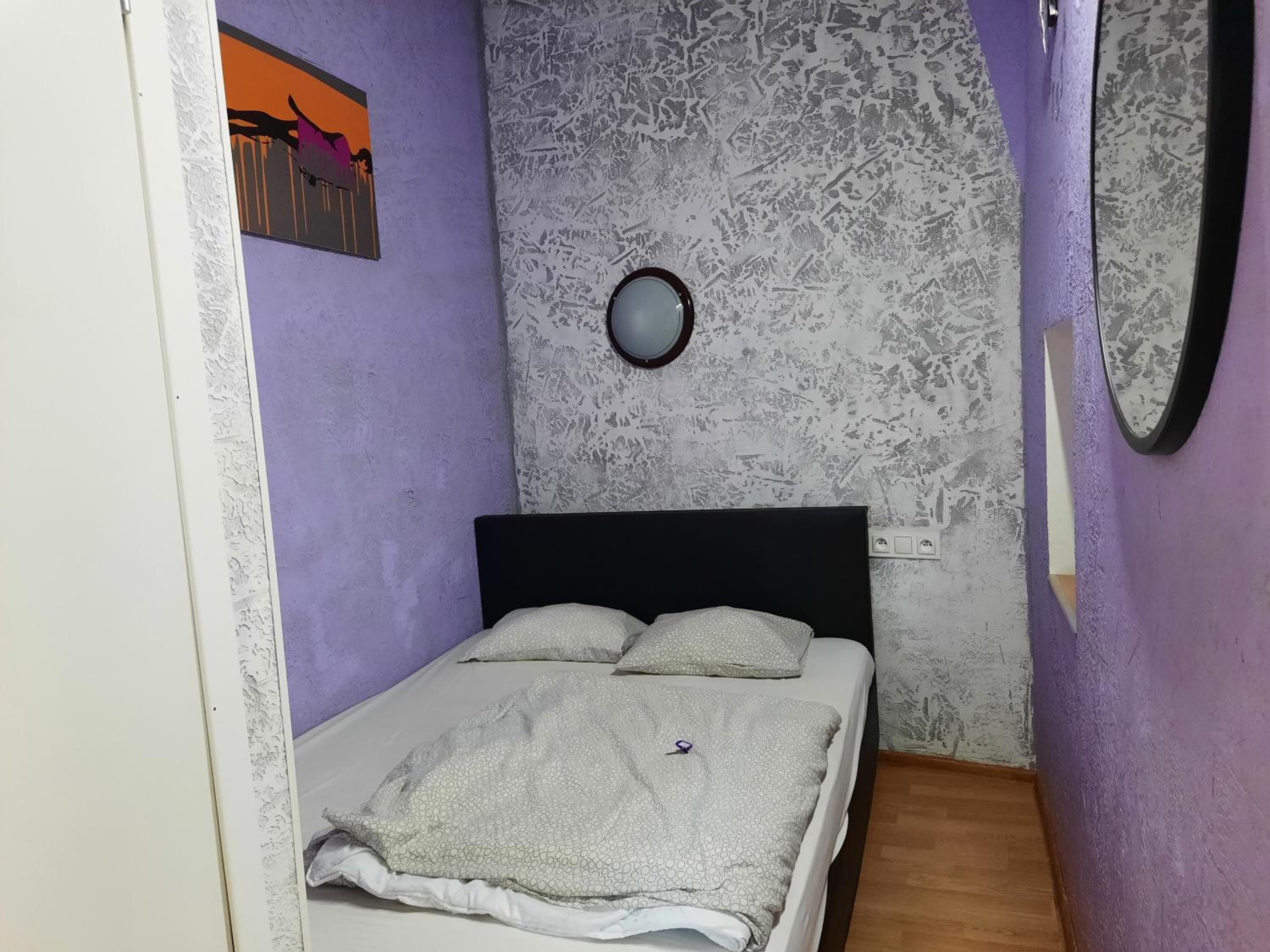 Small Double Room - Photo 2