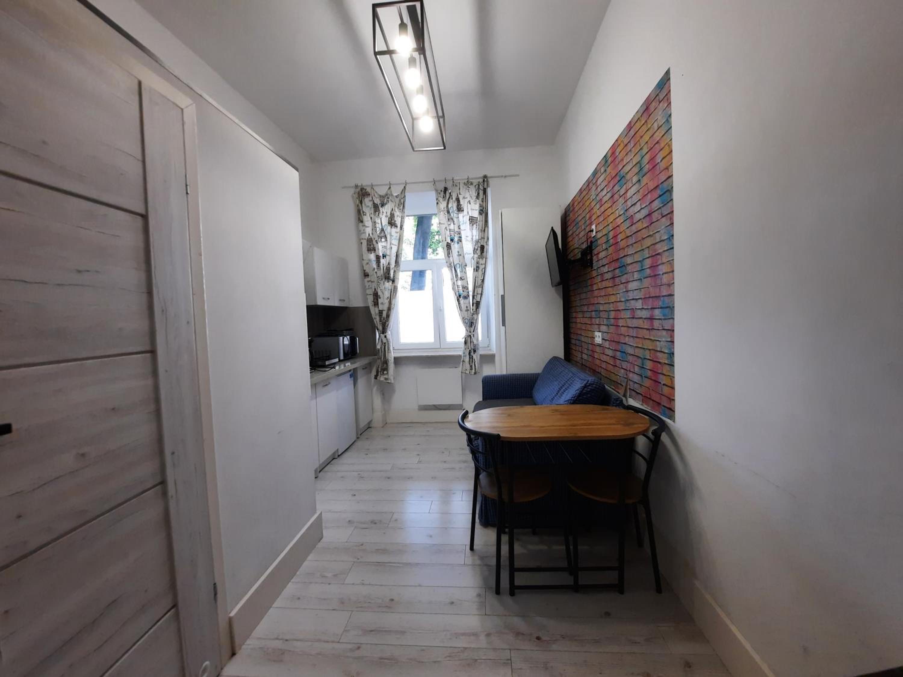 Apartment - Ground Floor - Photo 1
