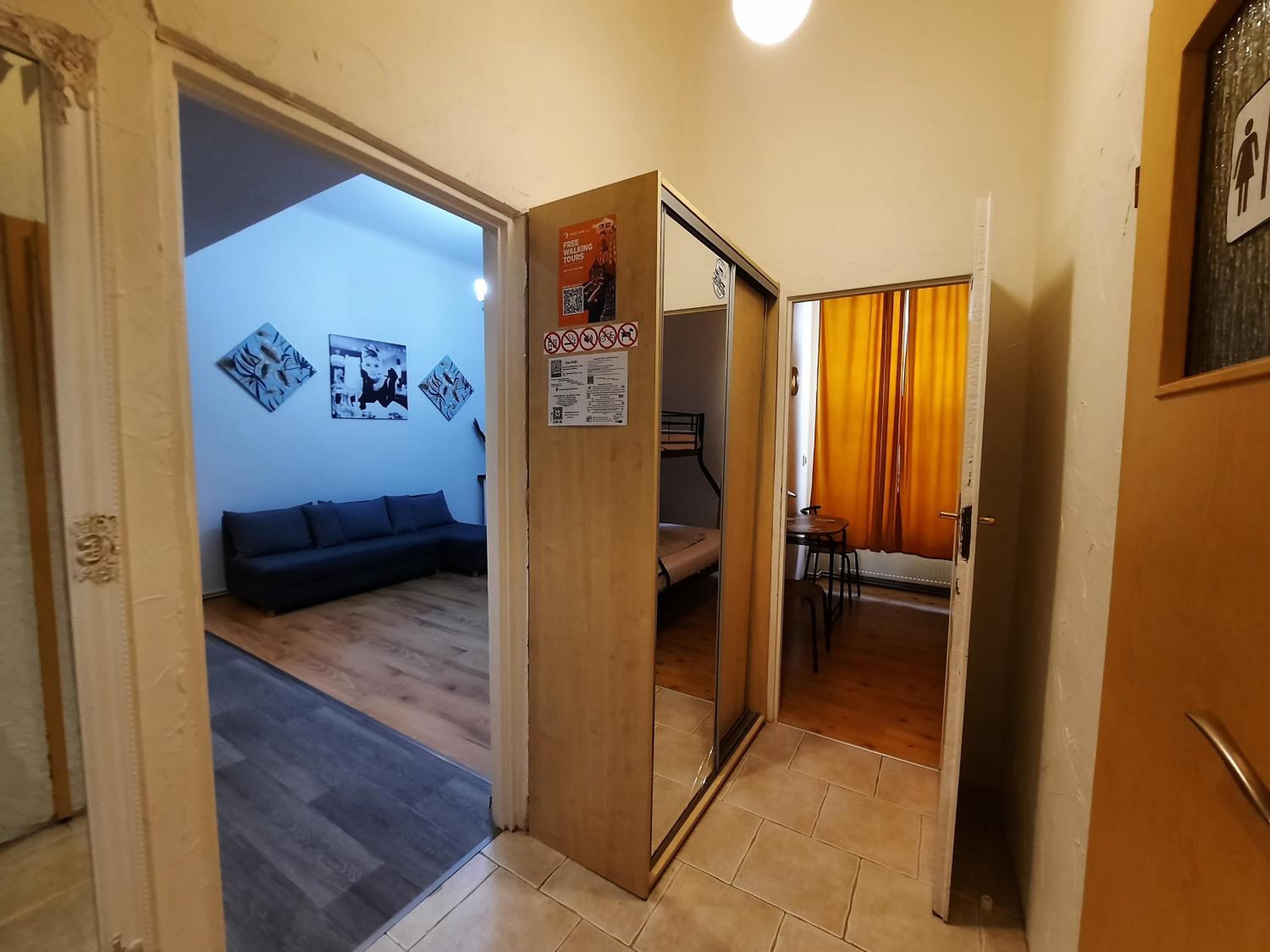 Two-Bedroom Apartment - Photo 7