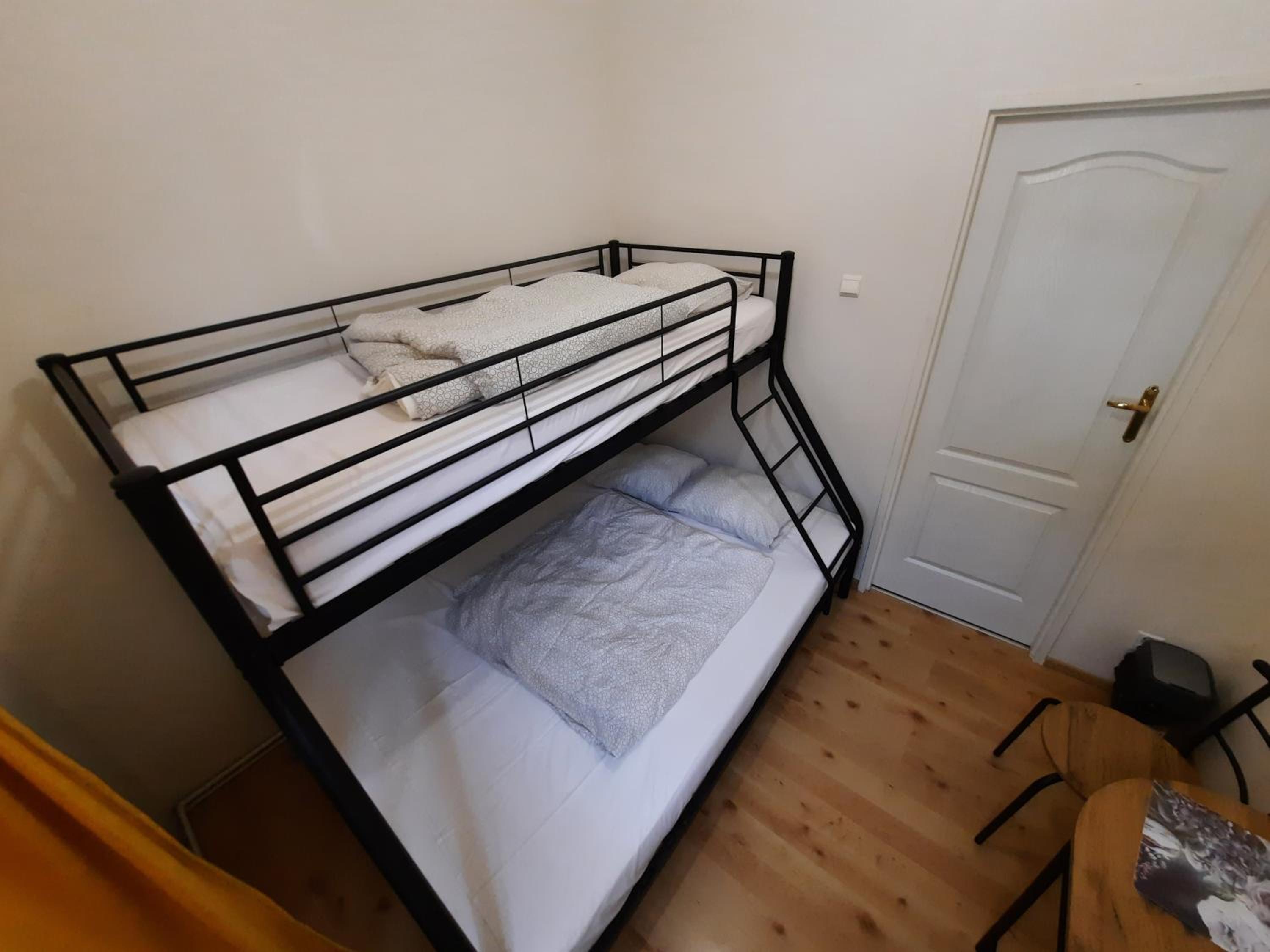 Two-Bedroom Apartment - Photo 2