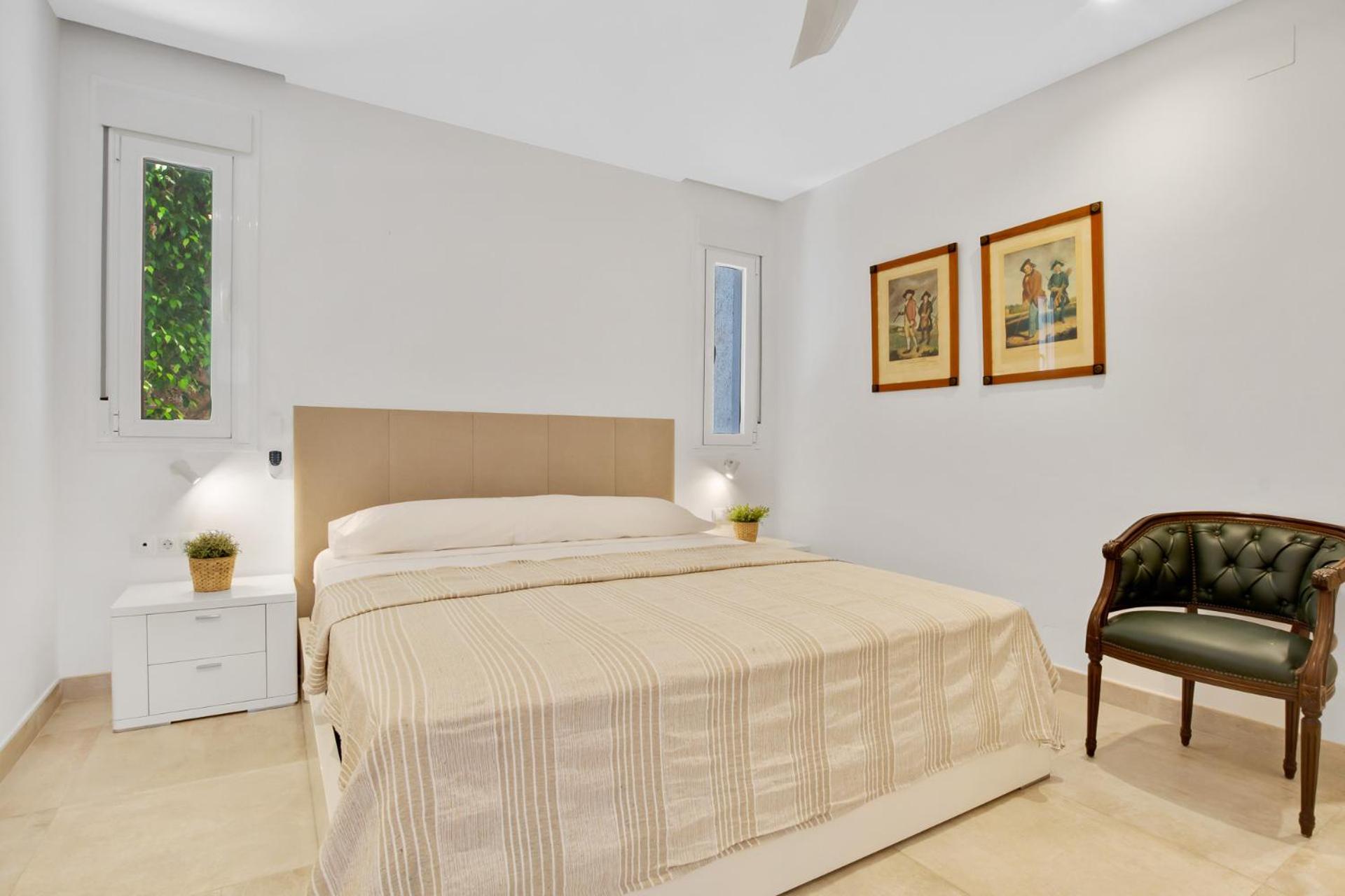 Apartamento de Dos Habitaciones con Vista al Mar