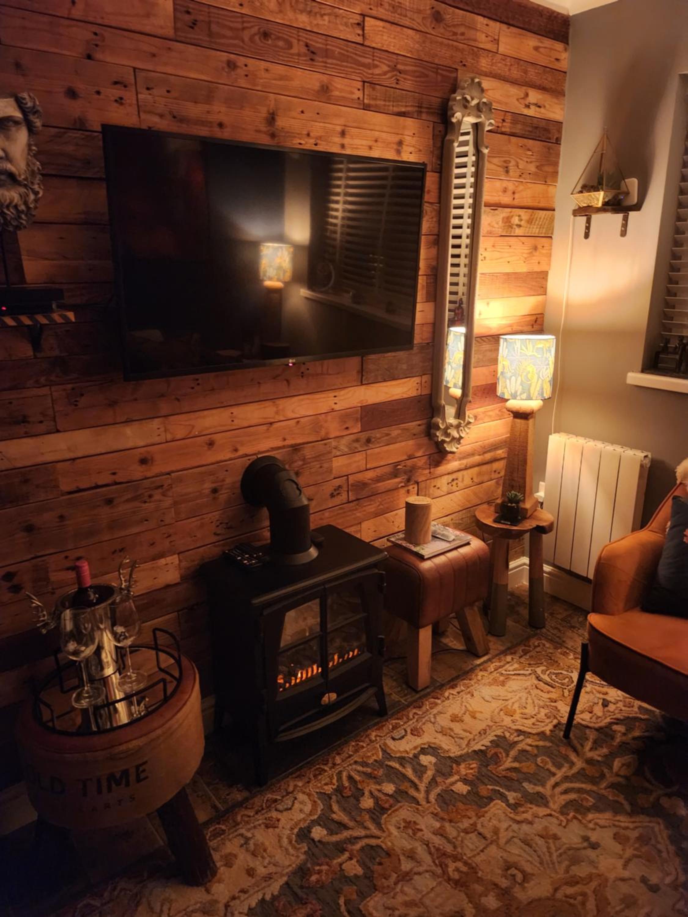 One-Bedroom Apartment - Photo 15