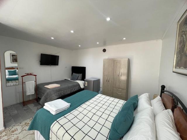 Double or Twin Room photo 1