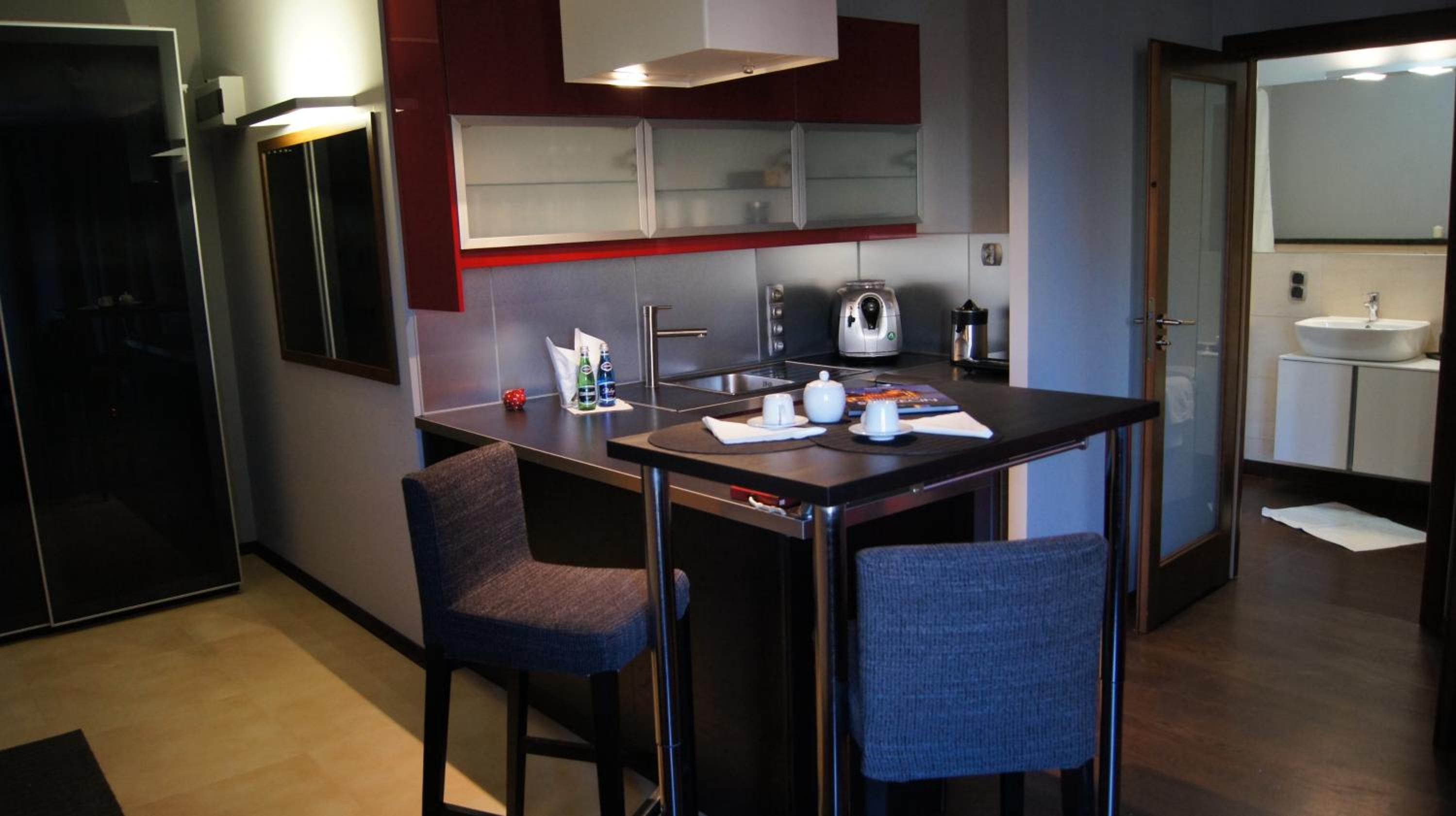 One-Bedroom Apartment - Photo 9
