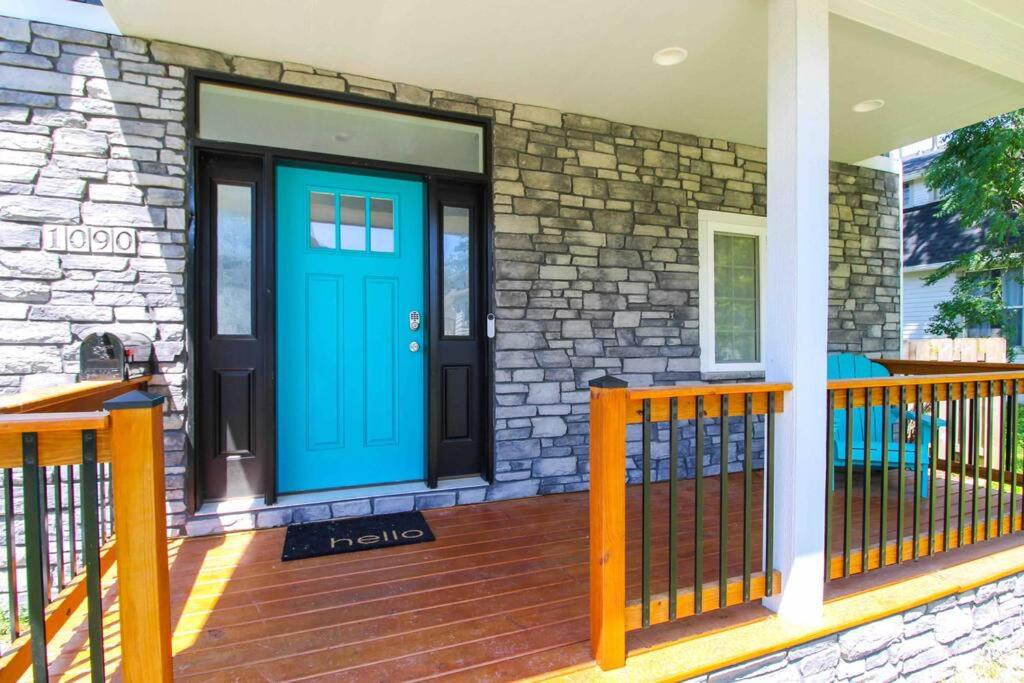 Four-Bedroom House photo 2