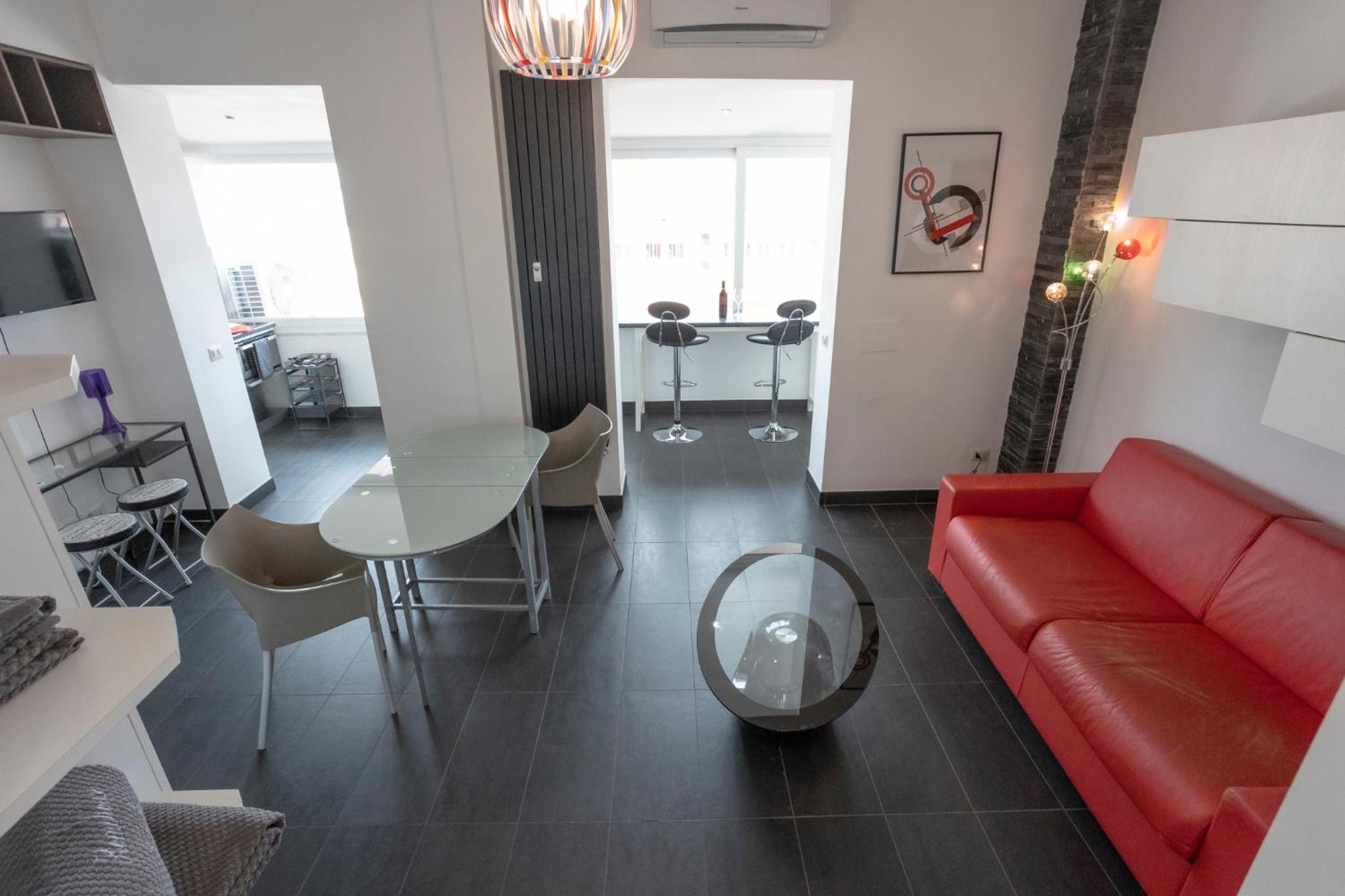 One-Bedroom Apartment