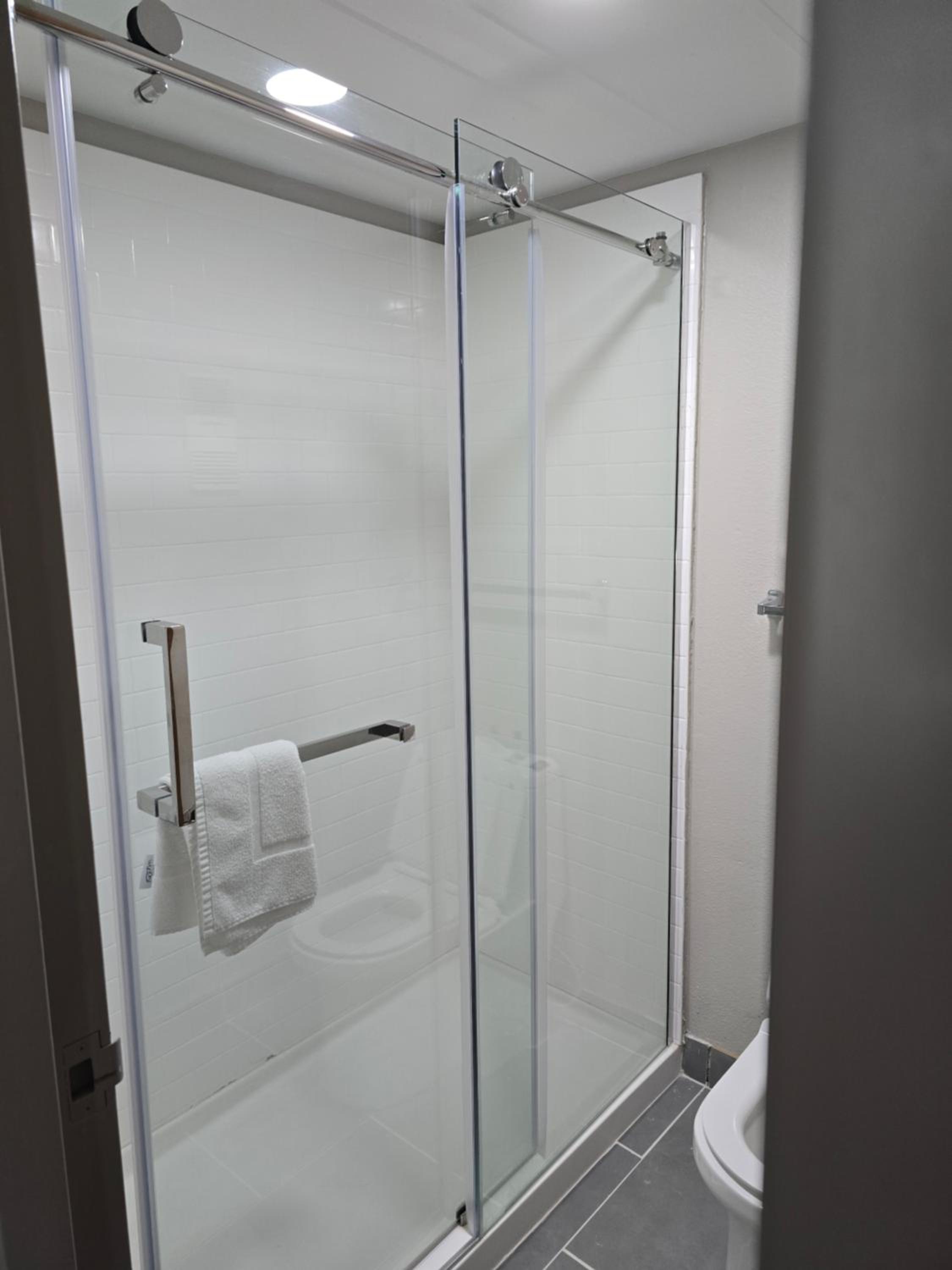 Double Room with Two Double Beds - Non-Smoking - Photo 6
