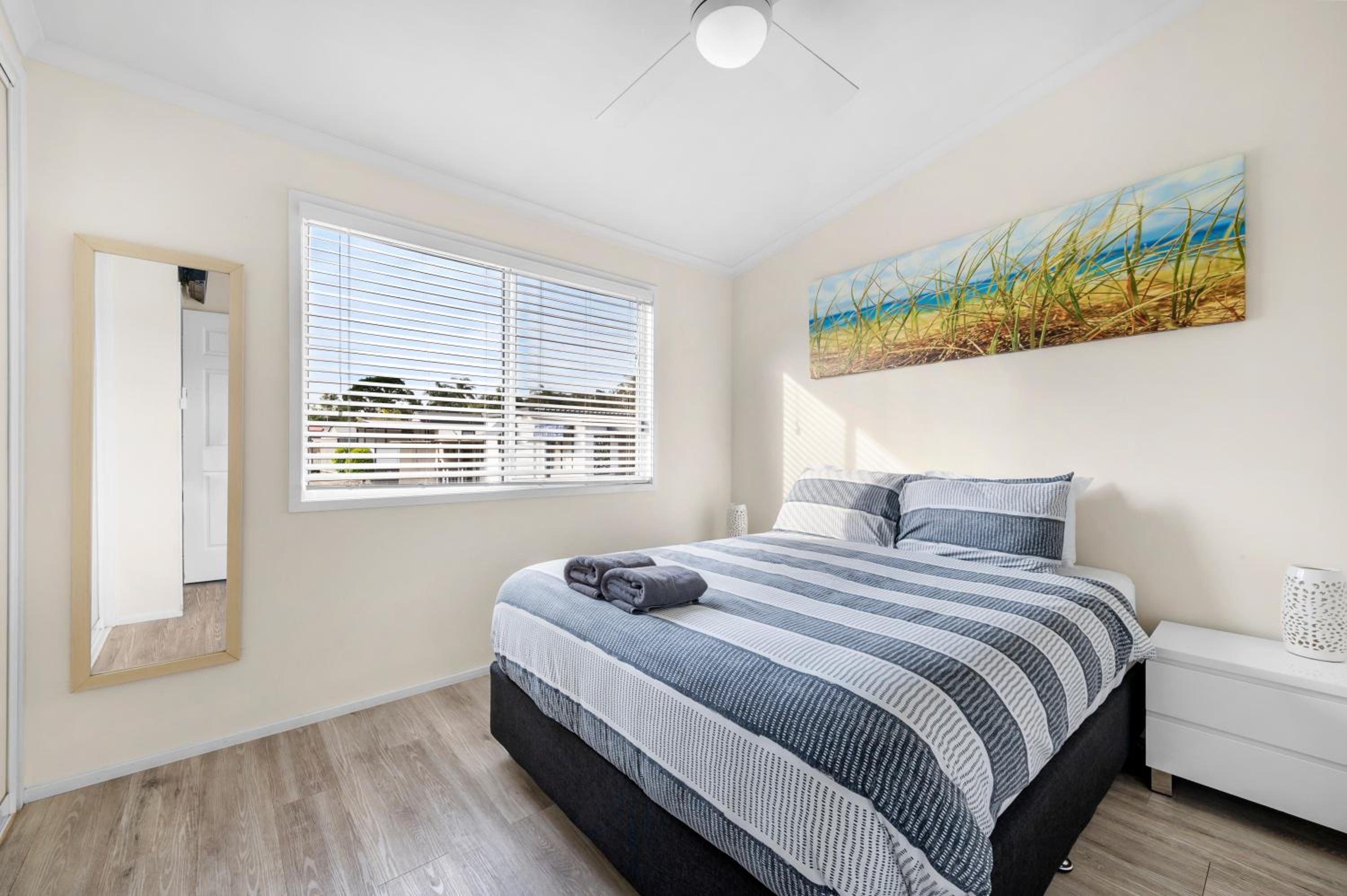 Two-Bedroom Villa - Photo 2
