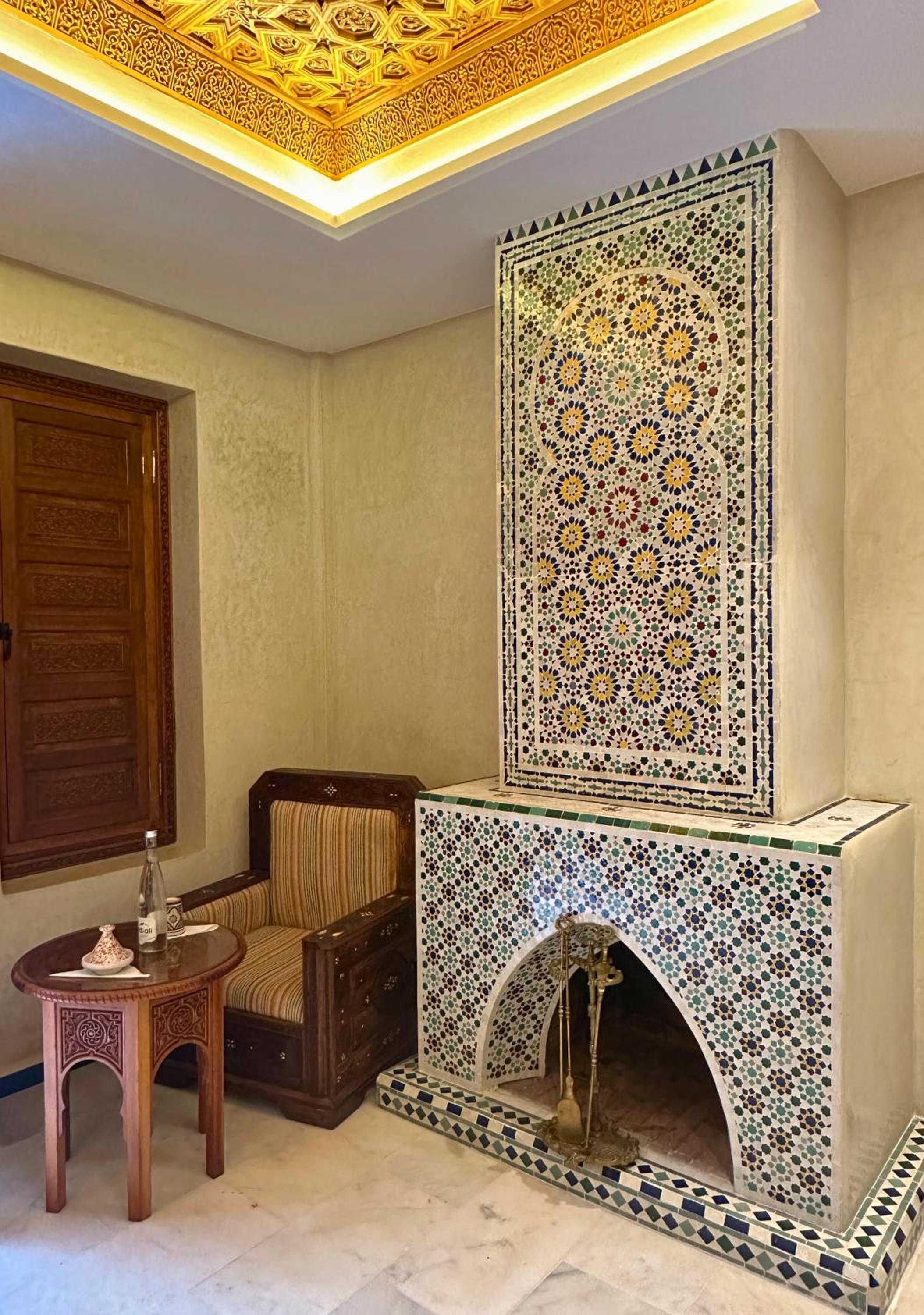 Deluxe Suite - Photo 12